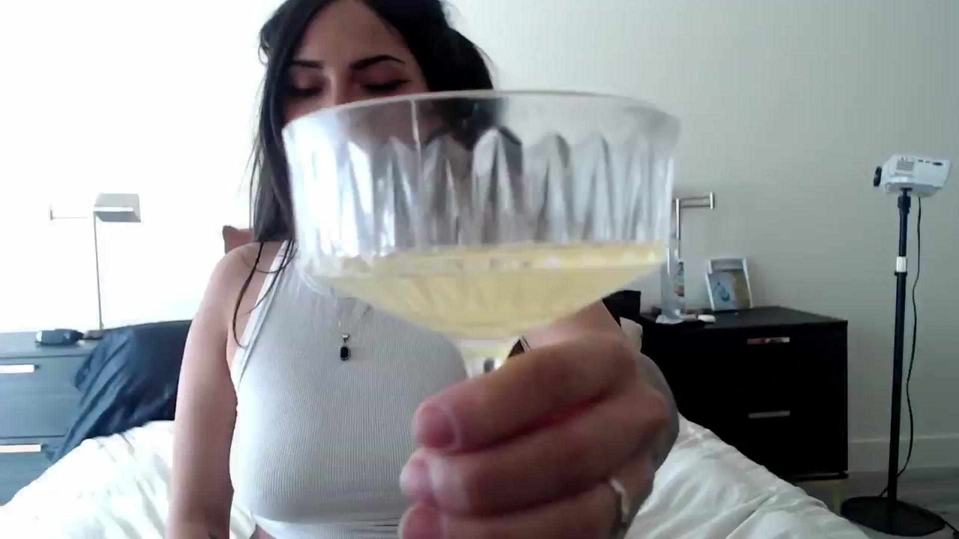 Gallery image thumbnail from Lil_bunniii's myfreecams stream on, 06/22/2024, 23:39 image 9 of 20