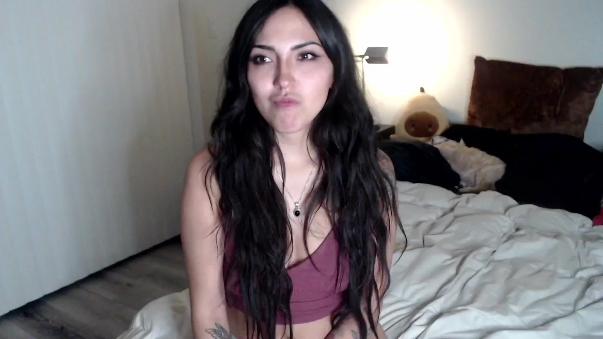 Gallery image thumbnail from Lil_bunniii's myfreecams stream on, 06/27/2024, 08:12 image 9 of 20