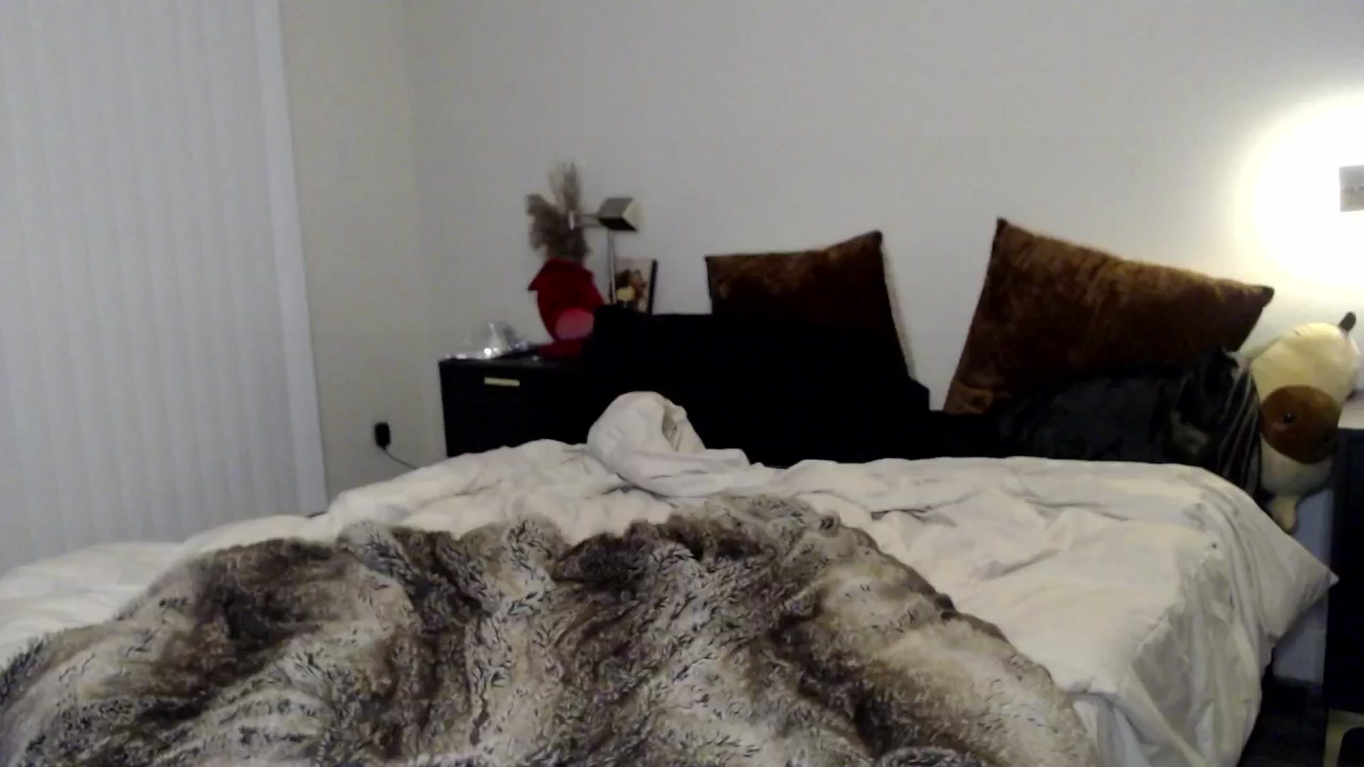 Gallery image thumbnail from Lil_bunniii's myfreecams stream on, 08/11/2024, 08:34 image 16 of 20