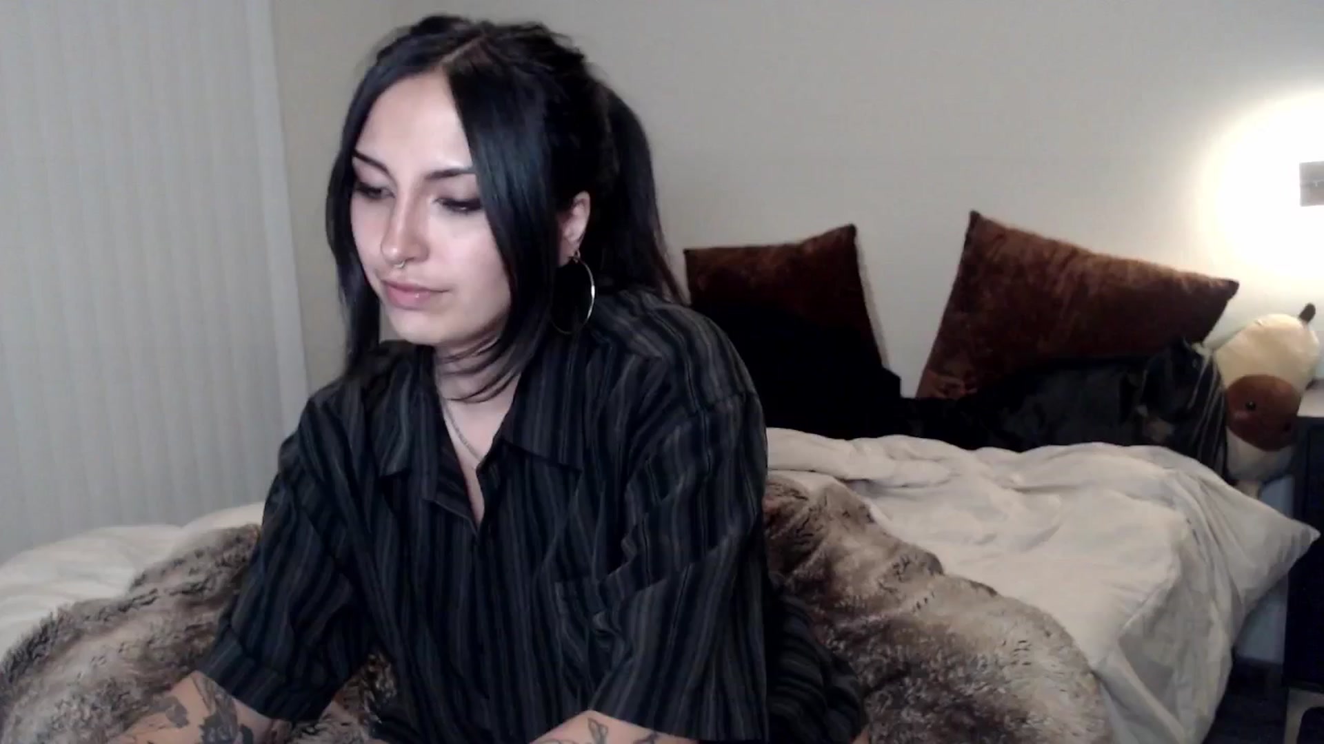 Gallery image thumbnail from Lil_bunniii's myfreecams stream on, 08/11/2024, 08:34 image 5 of 20