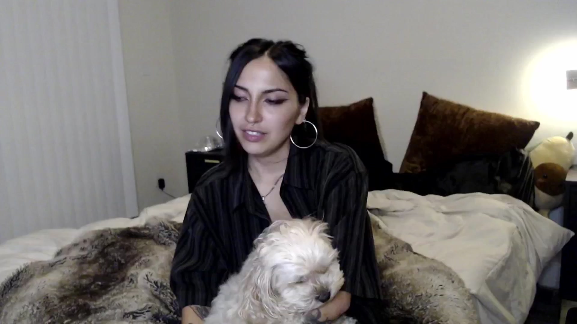 Gallery image thumbnail from Lil_bunniii's myfreecams stream on, 08/11/2024, 08:34 image 9 of 20