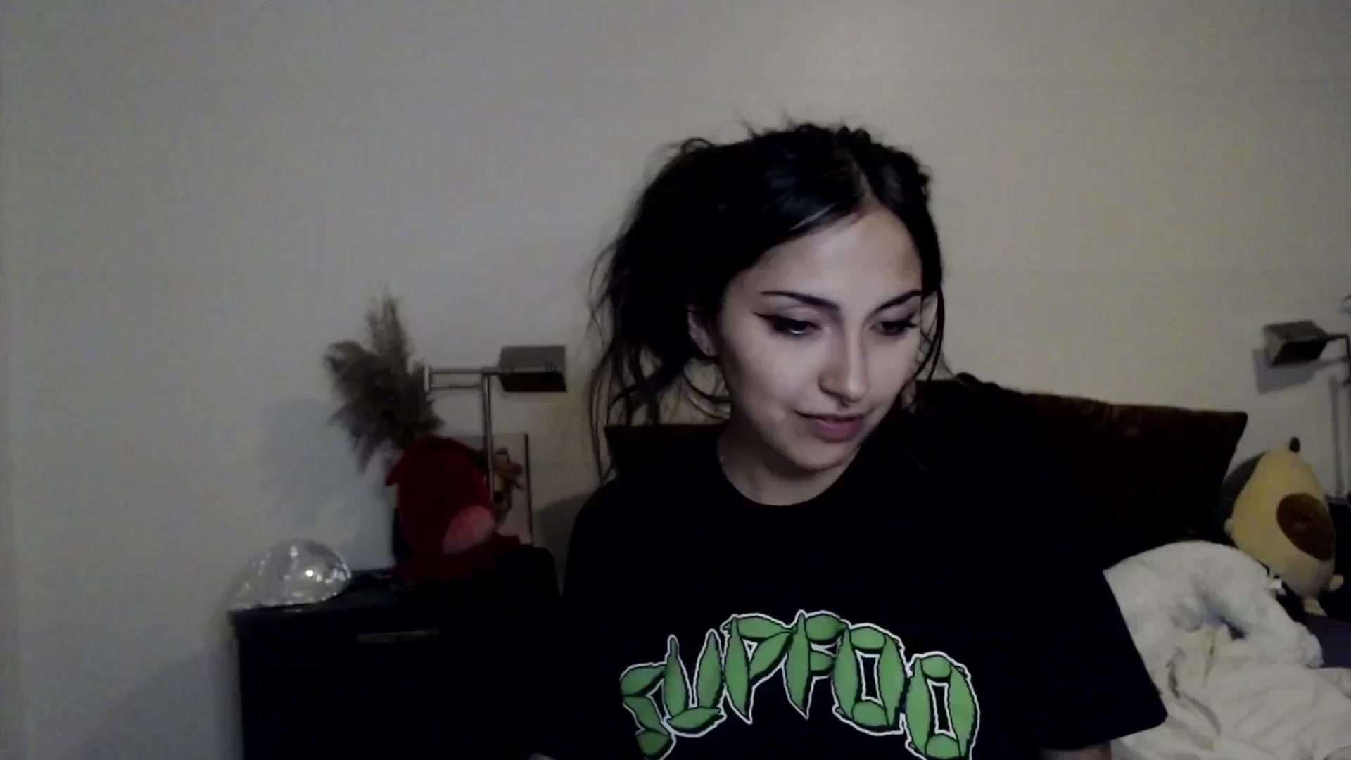 Gallery image thumbnail from Lil_bunniii's myfreecams stream on, 08/13/2024, 07:13 image 7 of 20