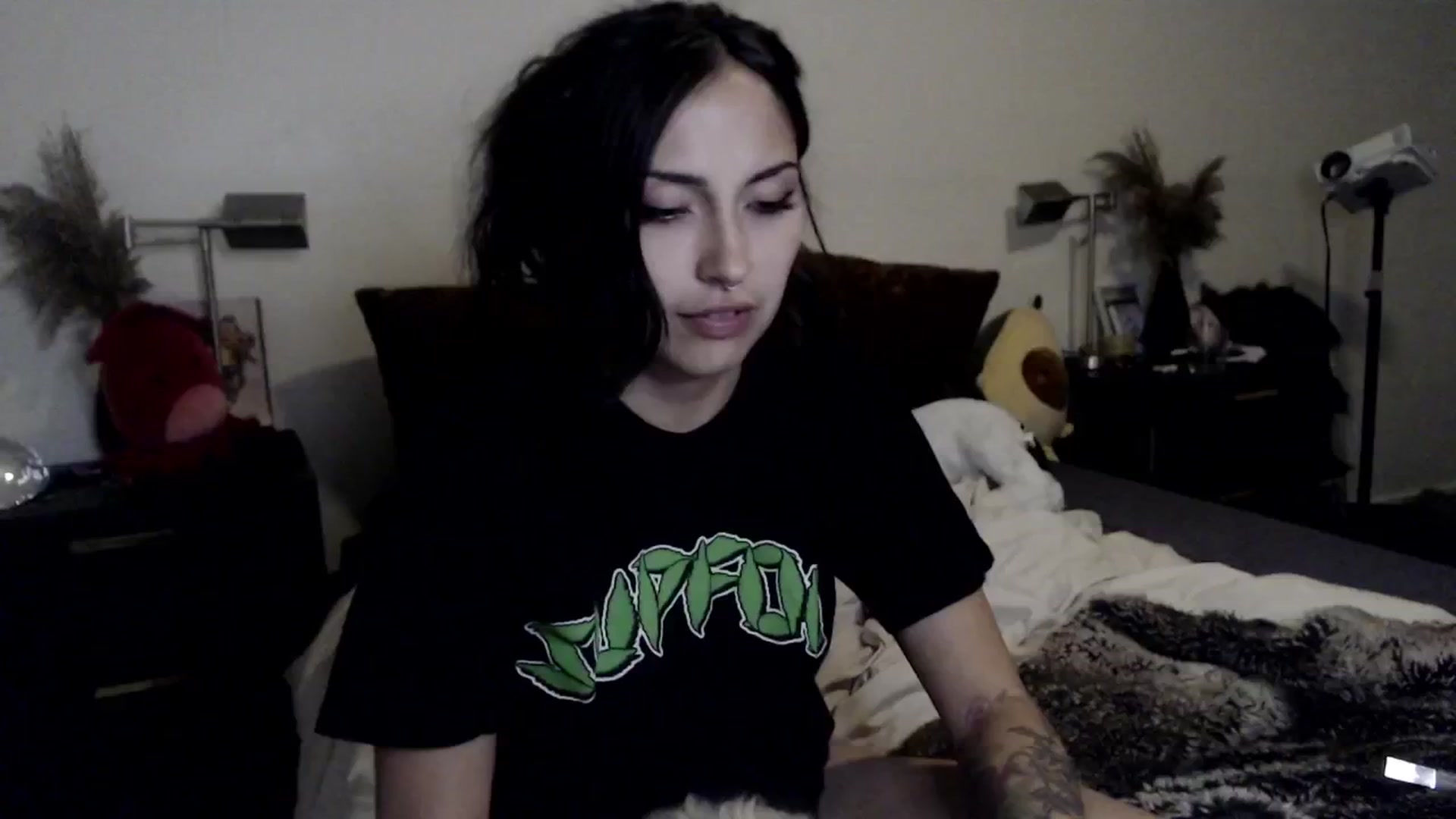 Gallery image thumbnail from Lil_bunniii's myfreecams stream on, 08/13/2024, 07:13 image 11 of 20