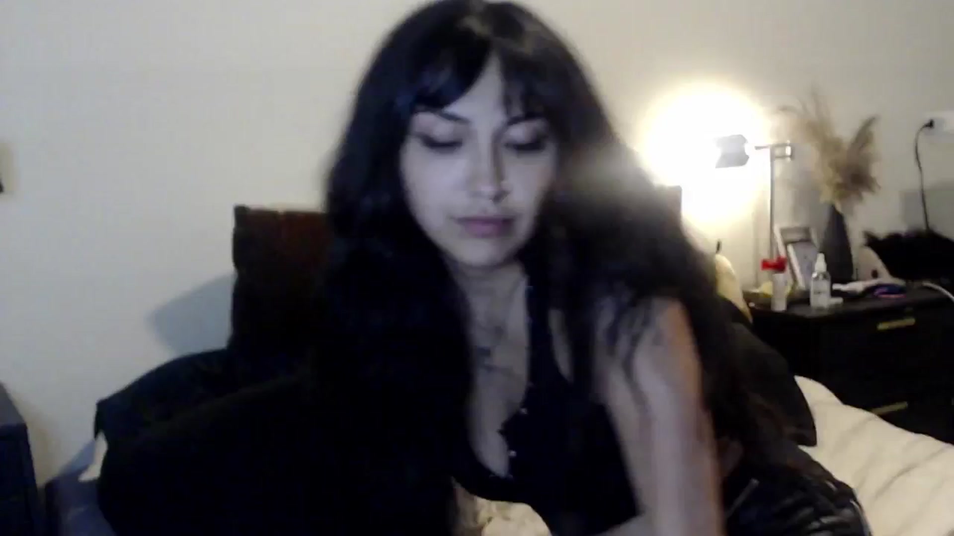 Gallery image thumbnail from Lil_bunniii's myfreecams stream on, 08/24/2024, 09:20 image 2 of 20