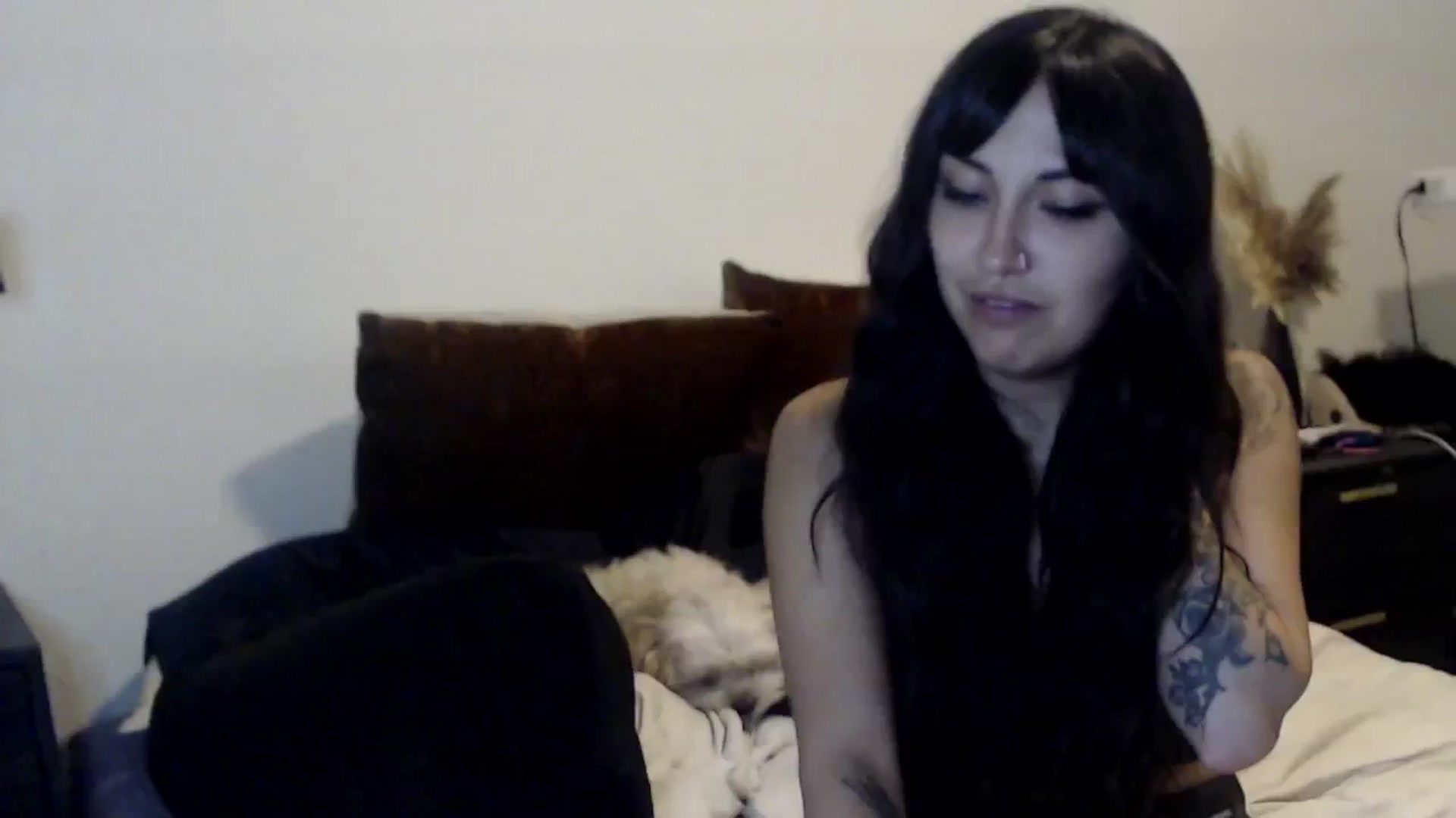 Gallery image thumbnail from Lil_bunniii's myfreecams stream on, 08/24/2024, 09:20 image 7 of 20