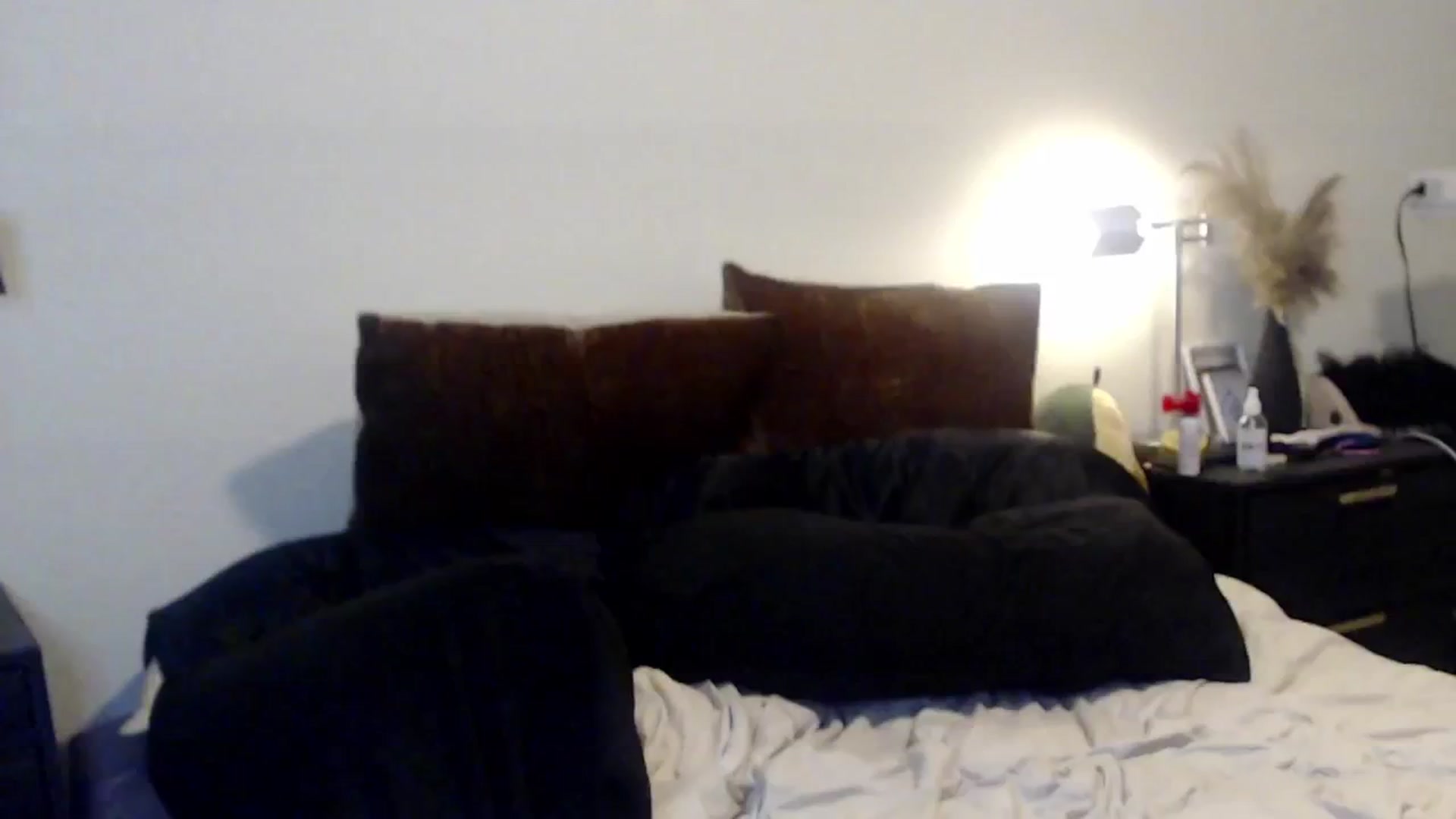 Gallery image thumbnail from Lil_bunniii's myfreecams stream on, 08/24/2024, 09:20 image 3 of 20