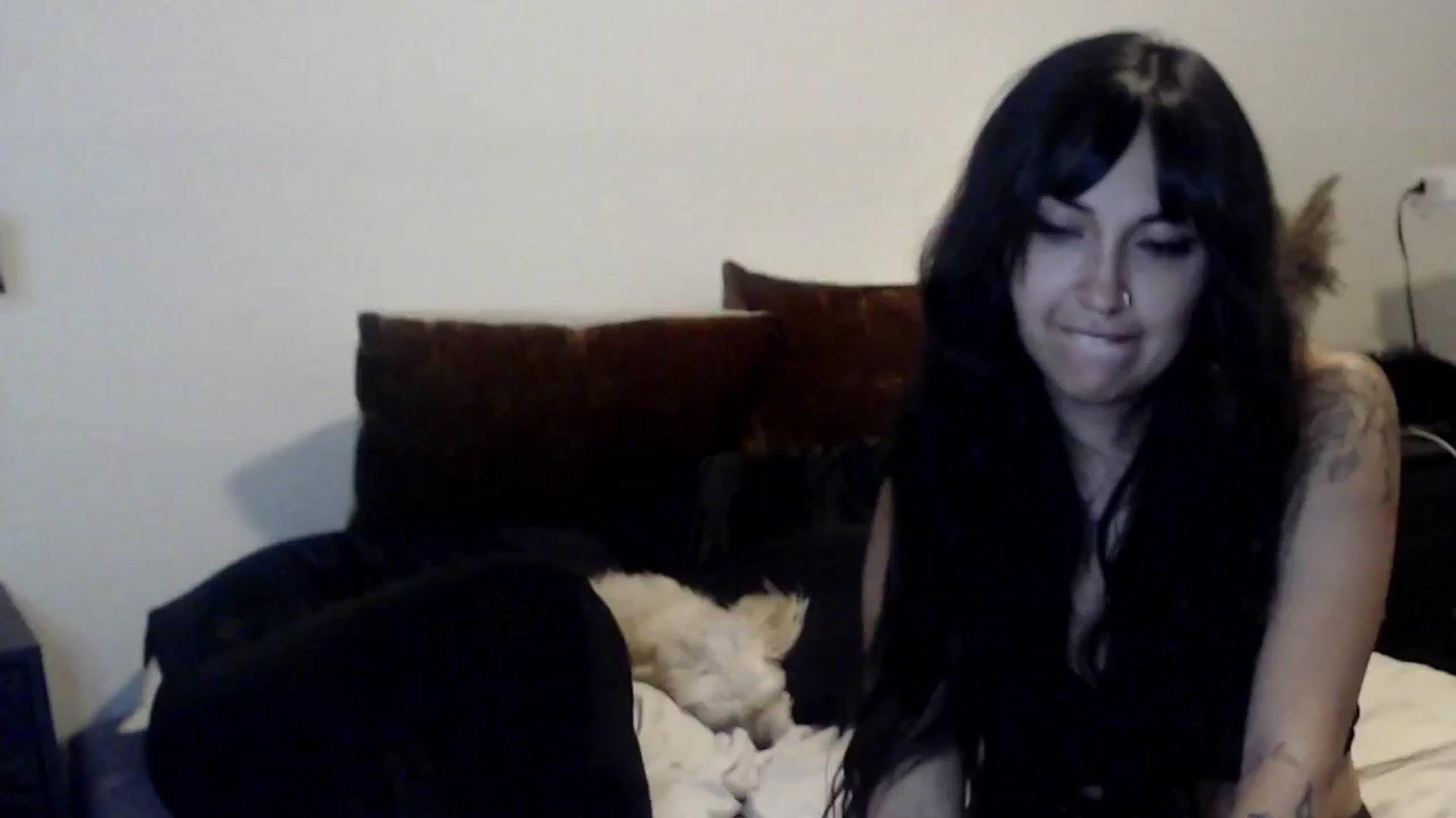 Gallery image thumbnail from Lil_bunniii's myfreecams stream on, 08/24/2024, 09:20 image 10 of 20