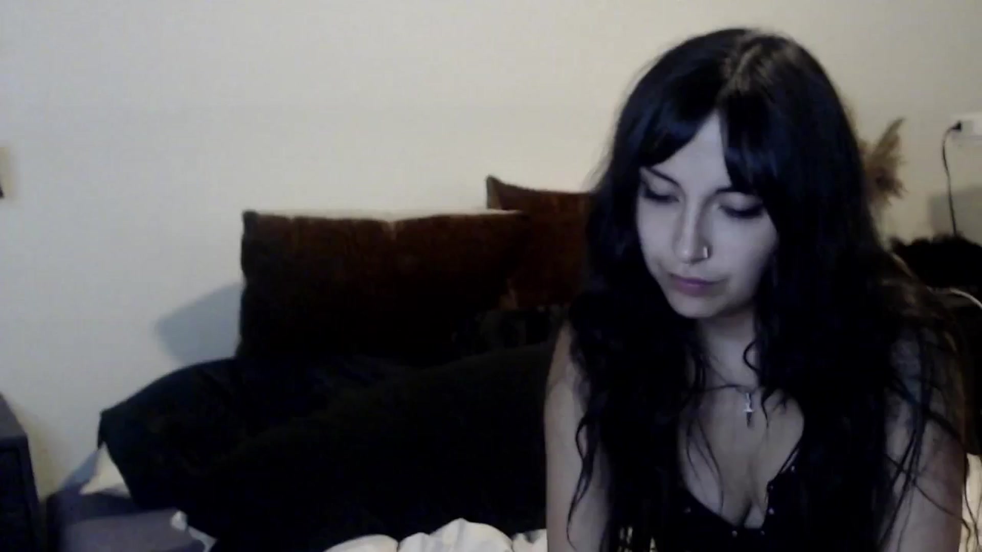 Gallery image thumbnail from Lil_bunniii's myfreecams stream on, 08/24/2024, 09:20 image 14 of 20