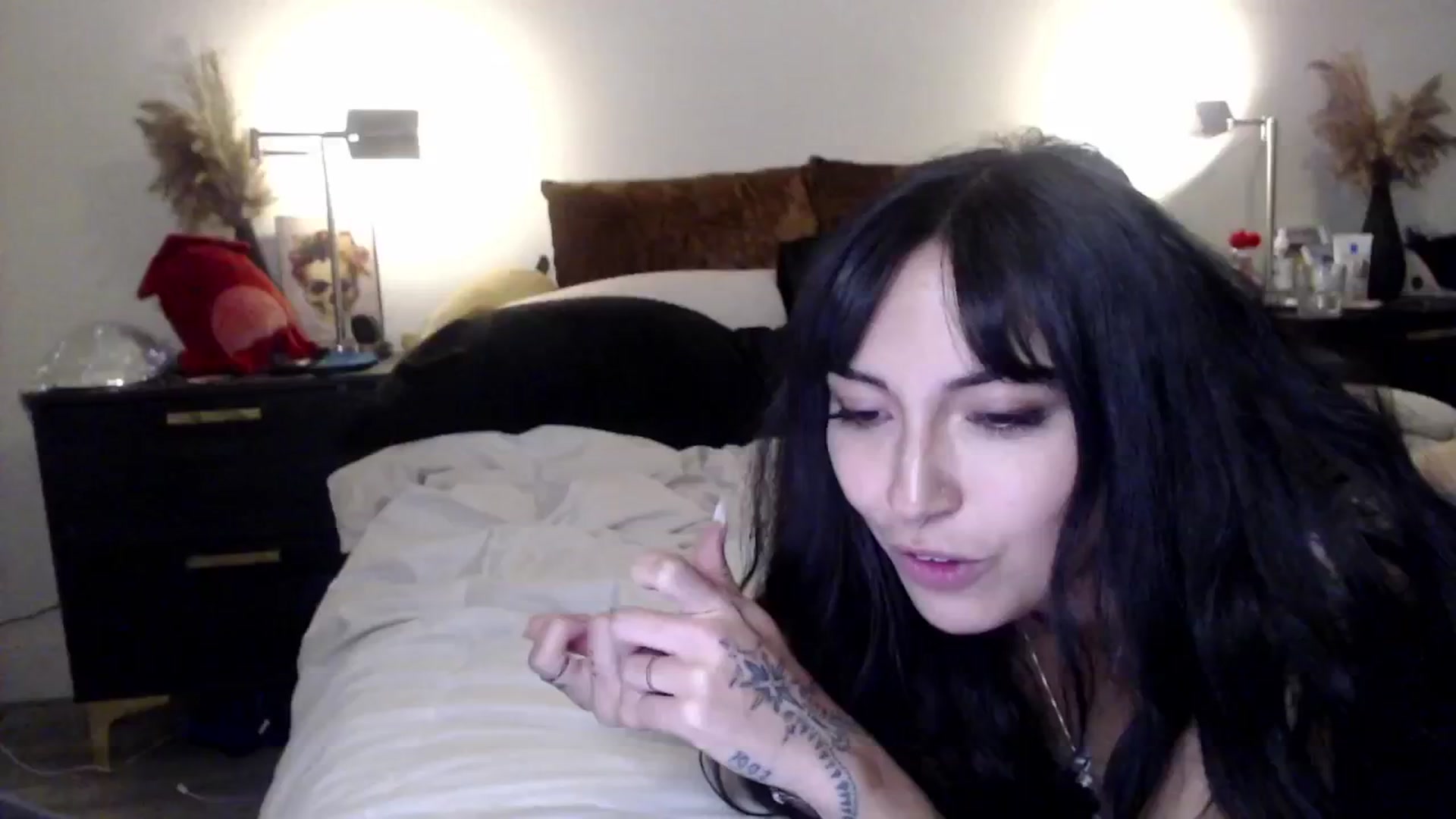 Gallery image thumbnail from Lil_bunniii's myfreecams stream on, 09/29/2024, 08:51 image 20 of 20