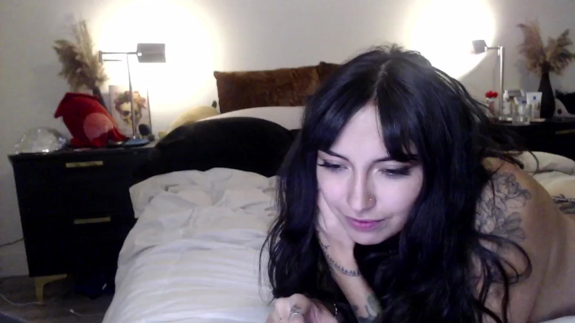 Gallery image thumbnail from Lil_bunniii's myfreecams stream on, 09/29/2024, 08:51 image 19 of 20