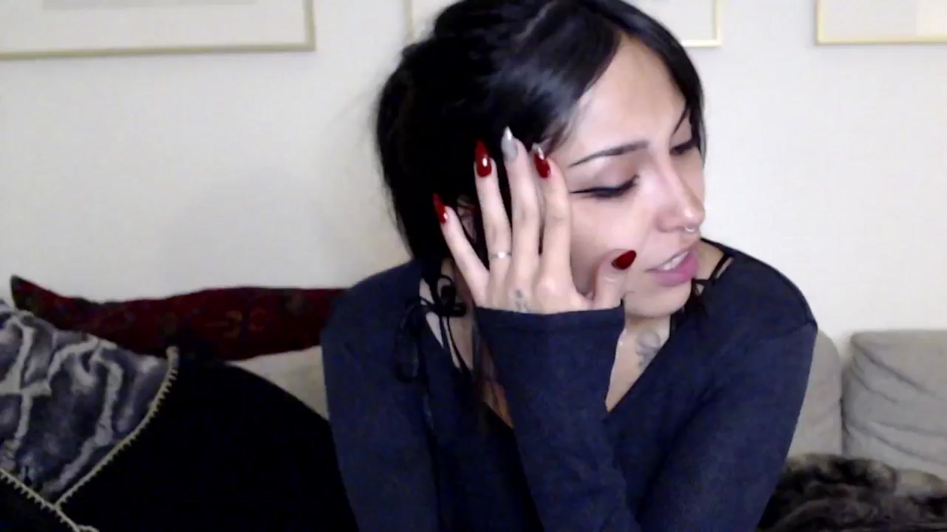Gallery image thumbnail from Lil_bunniii's myfreecams stream on, 10/17/2024, 06:17 image 5 of 20