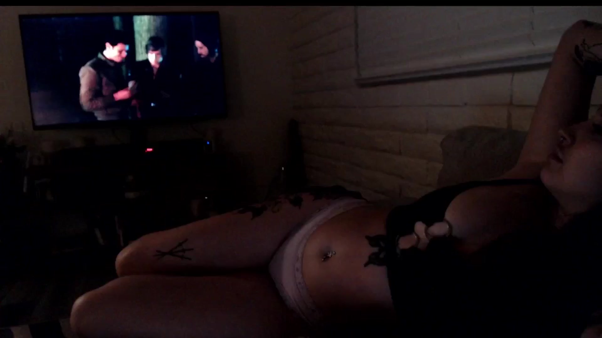 Gallery image thumbnail from Lil_bunniii's myfreecams stream on, 10/21/2024, 07:36 image 5 of 20