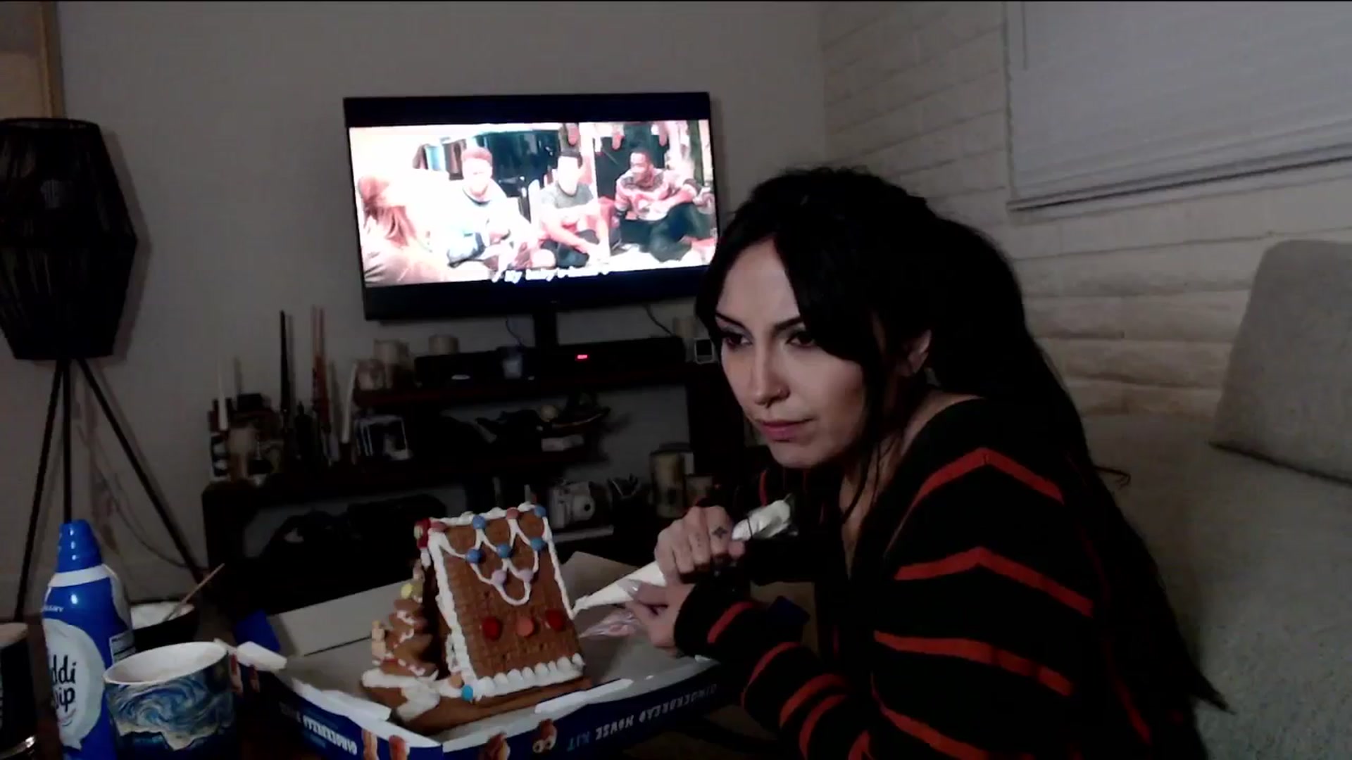 Gallery image thumbnail from Lil_bunniii's myfreecams stream on, 12/15/2024, 07:53 image 9 of 20