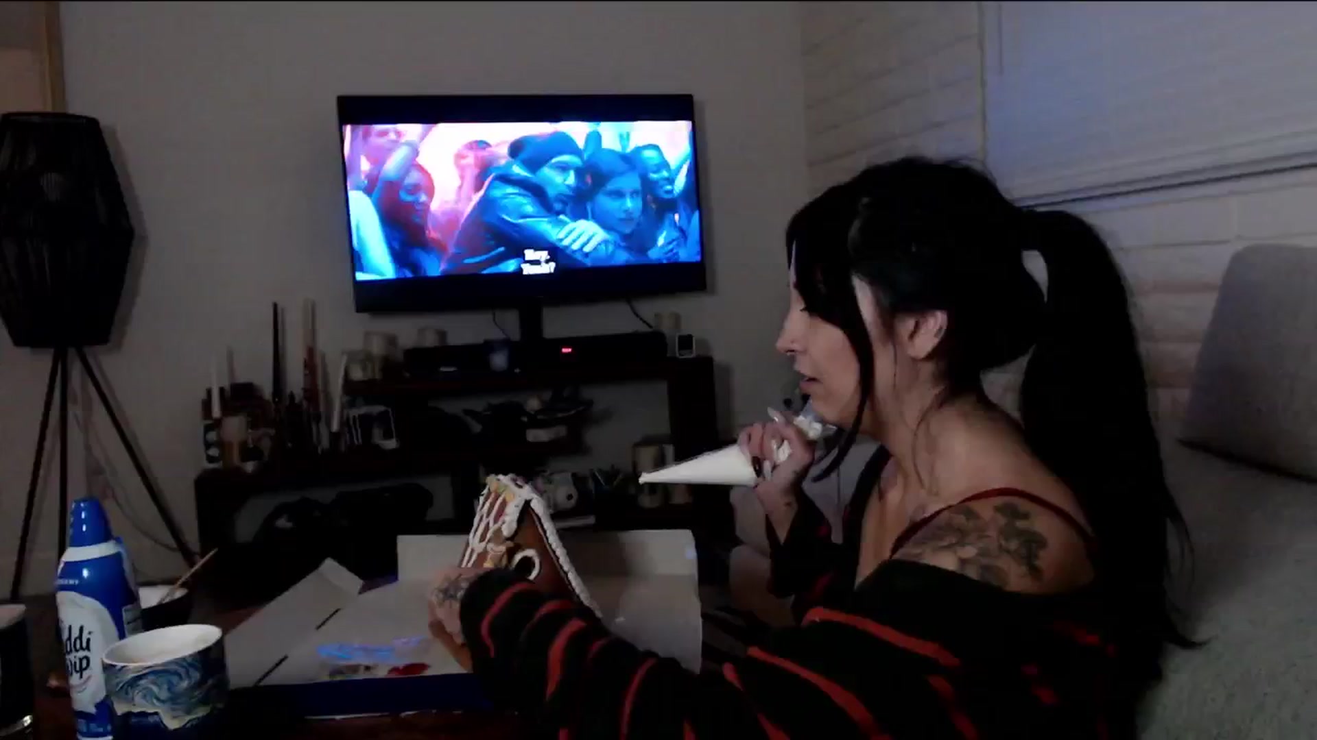 Gallery image thumbnail from Lil_bunniii's myfreecams stream on, 12/15/2024, 07:53 image 4 of 20