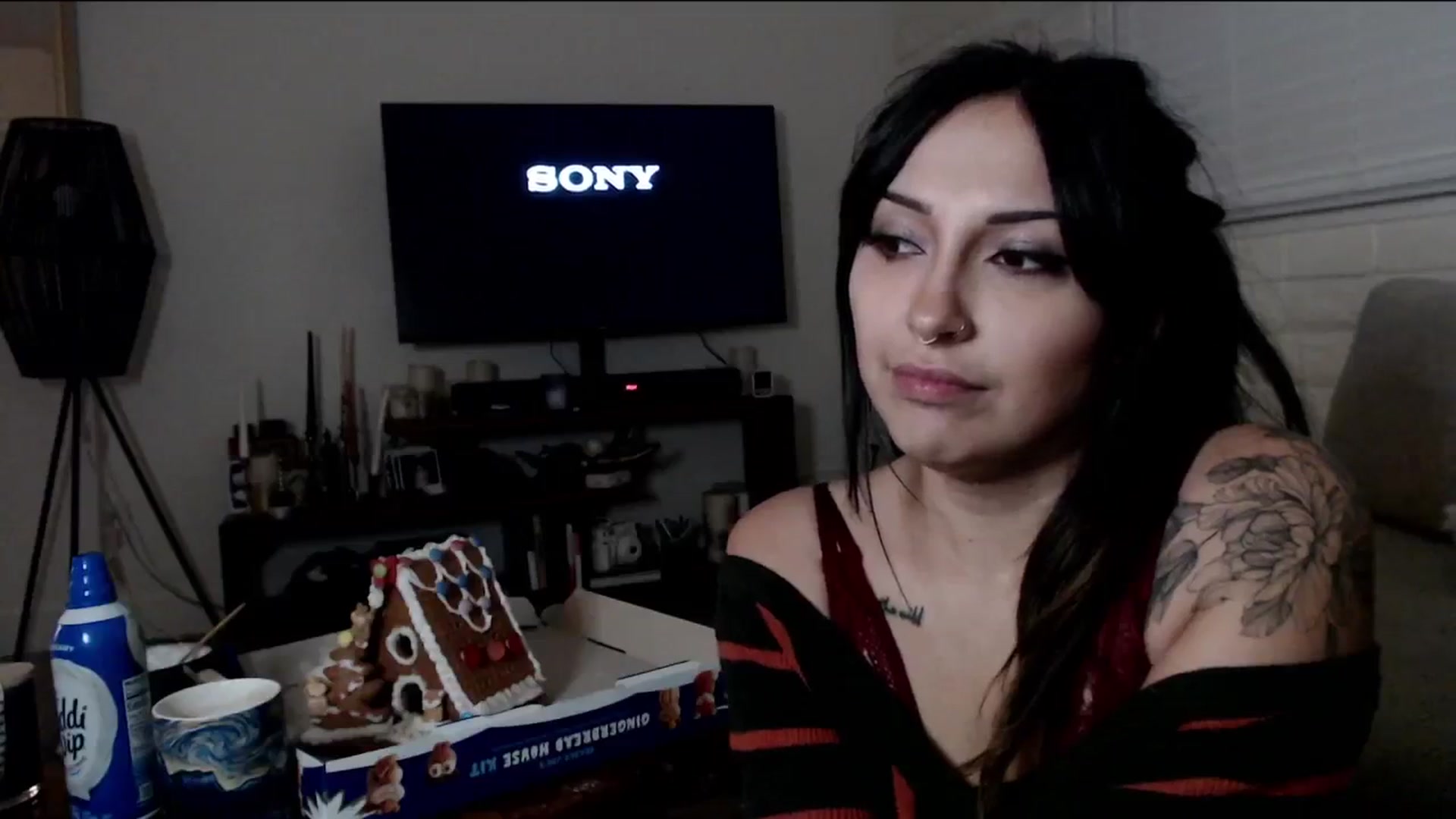 Gallery image thumbnail from Lil_bunniii's myfreecams stream on, 12/15/2024, 07:53 image 16 of 20