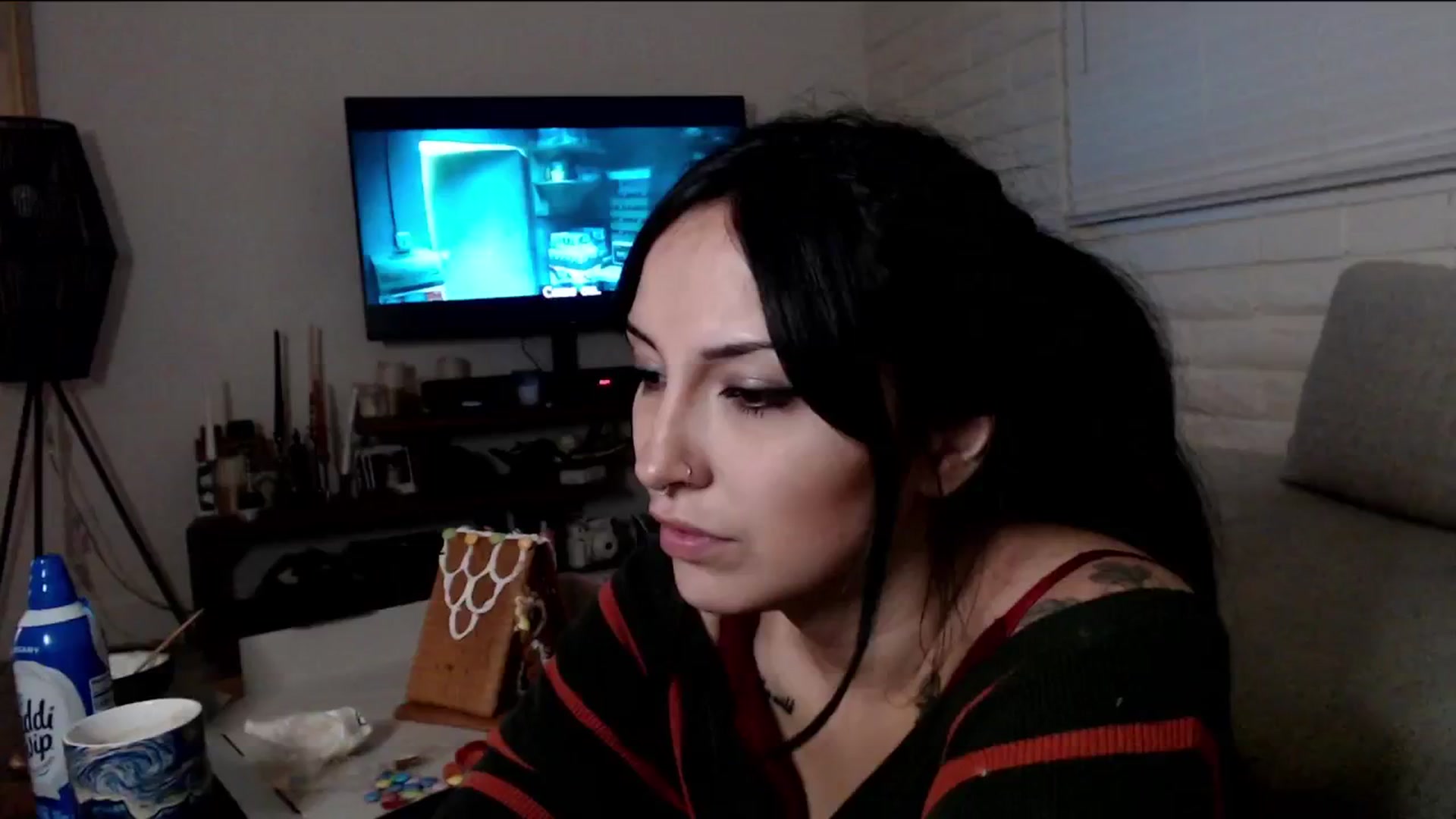Gallery image thumbnail from Lil_bunniii's myfreecams stream on, 12/15/2024, 07:53 image 1 of 20
