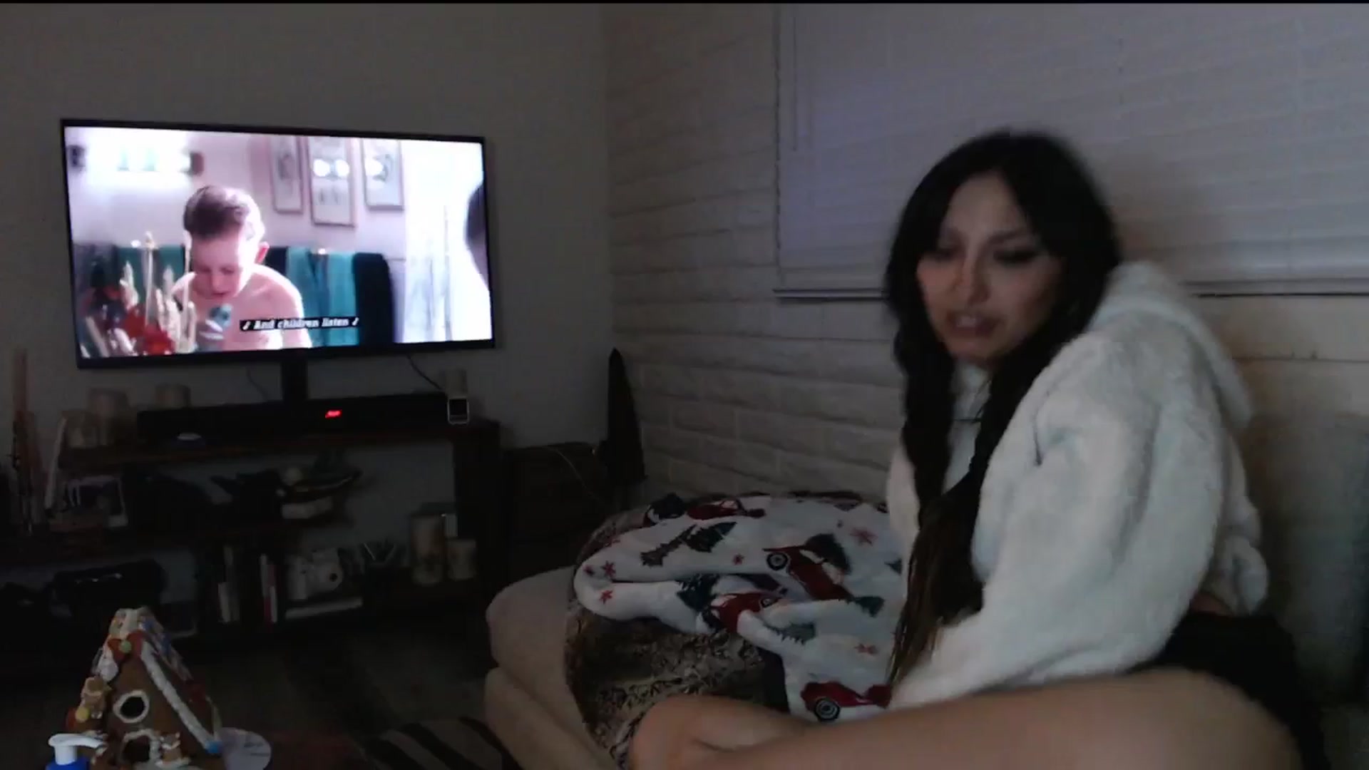 Gallery image thumbnail from Lil_bunniii's myfreecams stream on, 12/19/2024, 08:46 image 7 of 20