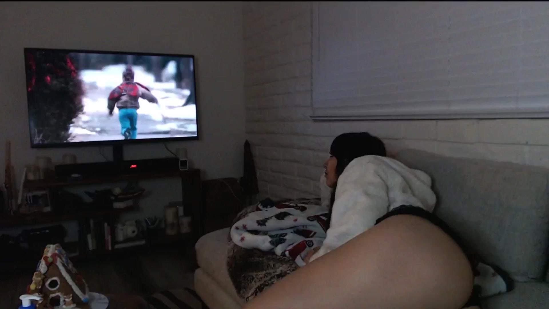 Gallery image thumbnail from Lil_bunniii's myfreecams stream on, 12/19/2024, 08:46 image 6 of 20