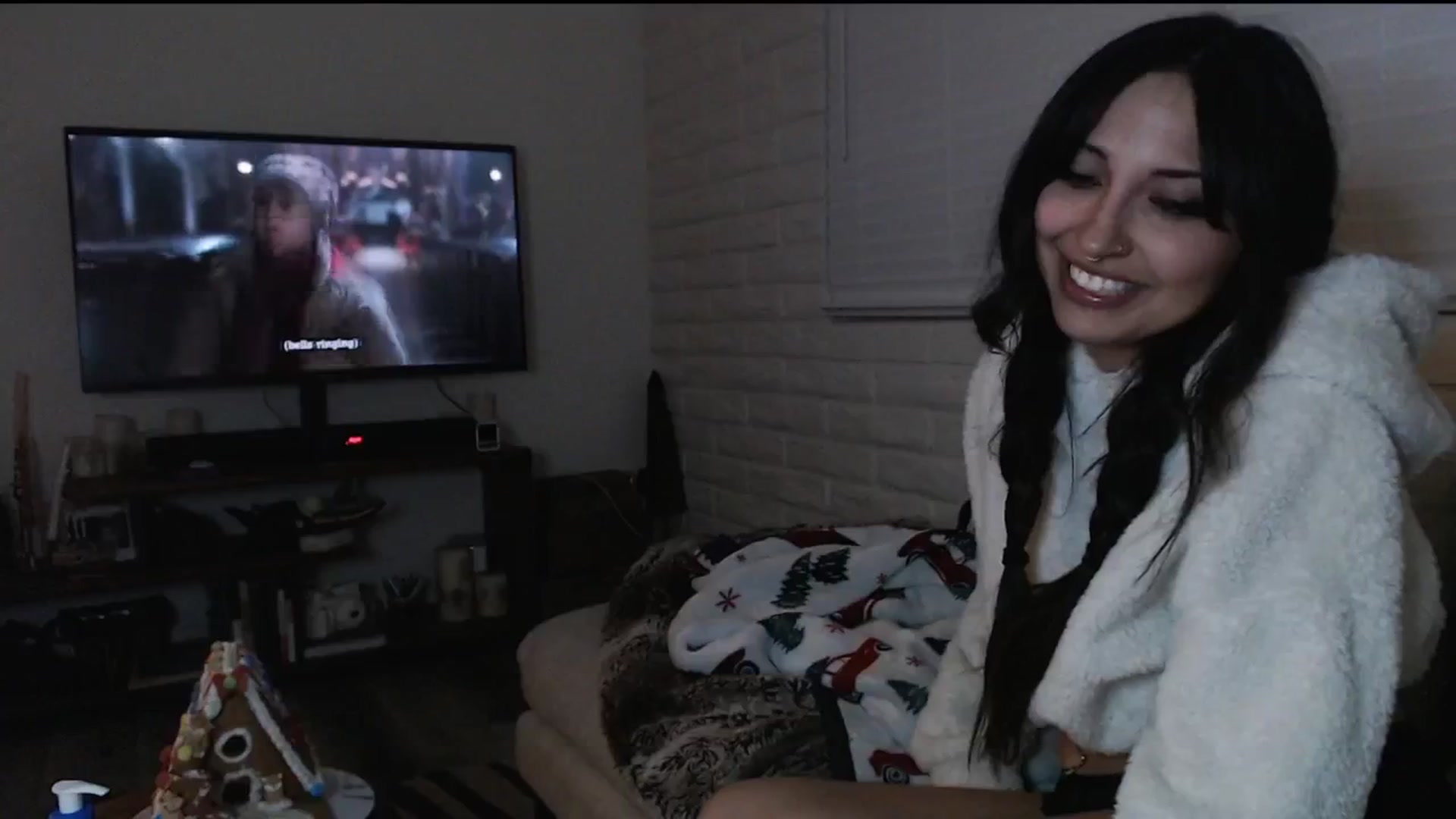 Gallery image thumbnail from Lil_bunniii's myfreecams stream on, 12/19/2024, 08:46 image 10 of 20