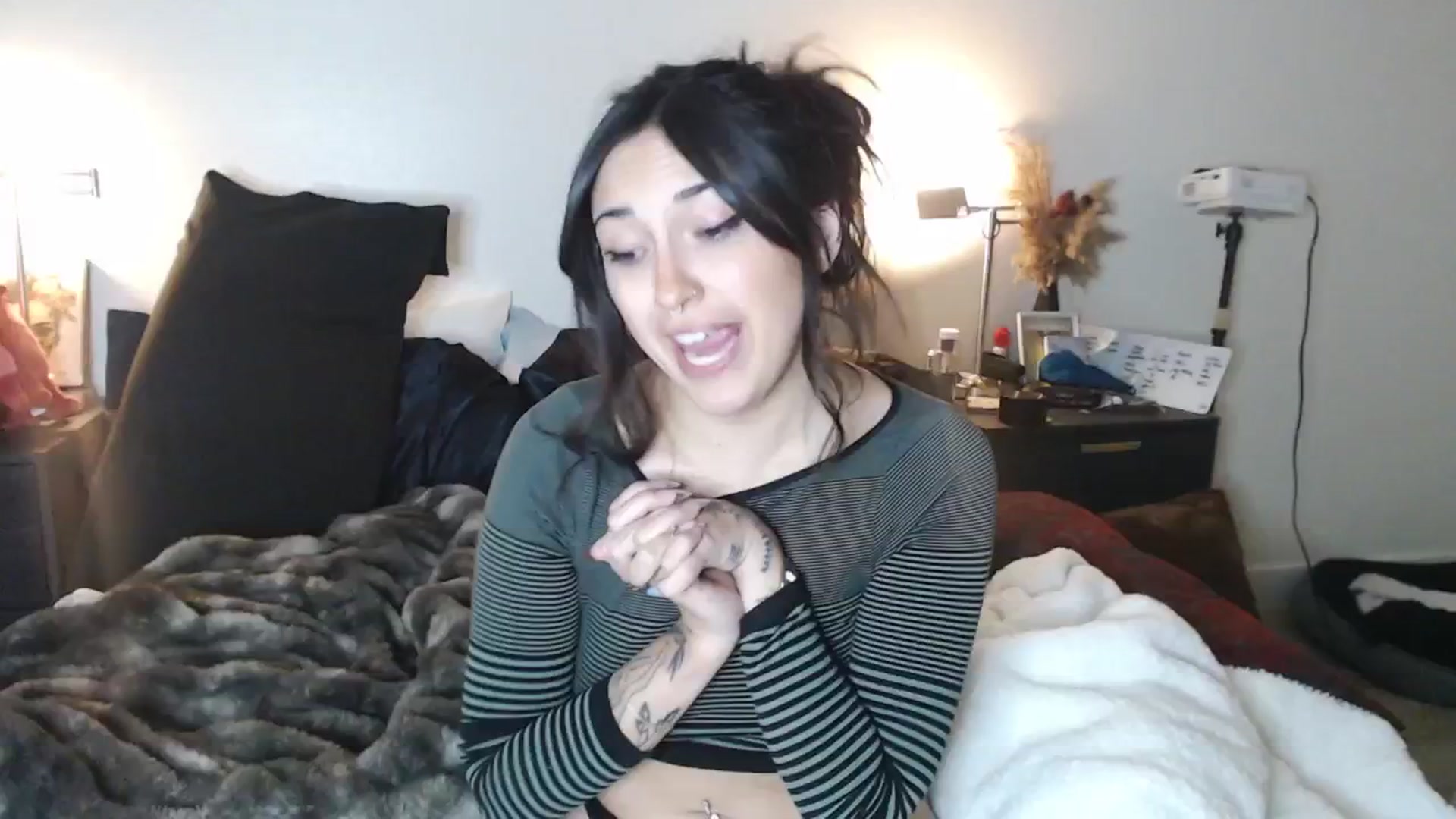 Gallery image thumbnail from Lil_bunniii's myfreecams stream on, 03/08/2025, 09:37 image 19 of 20