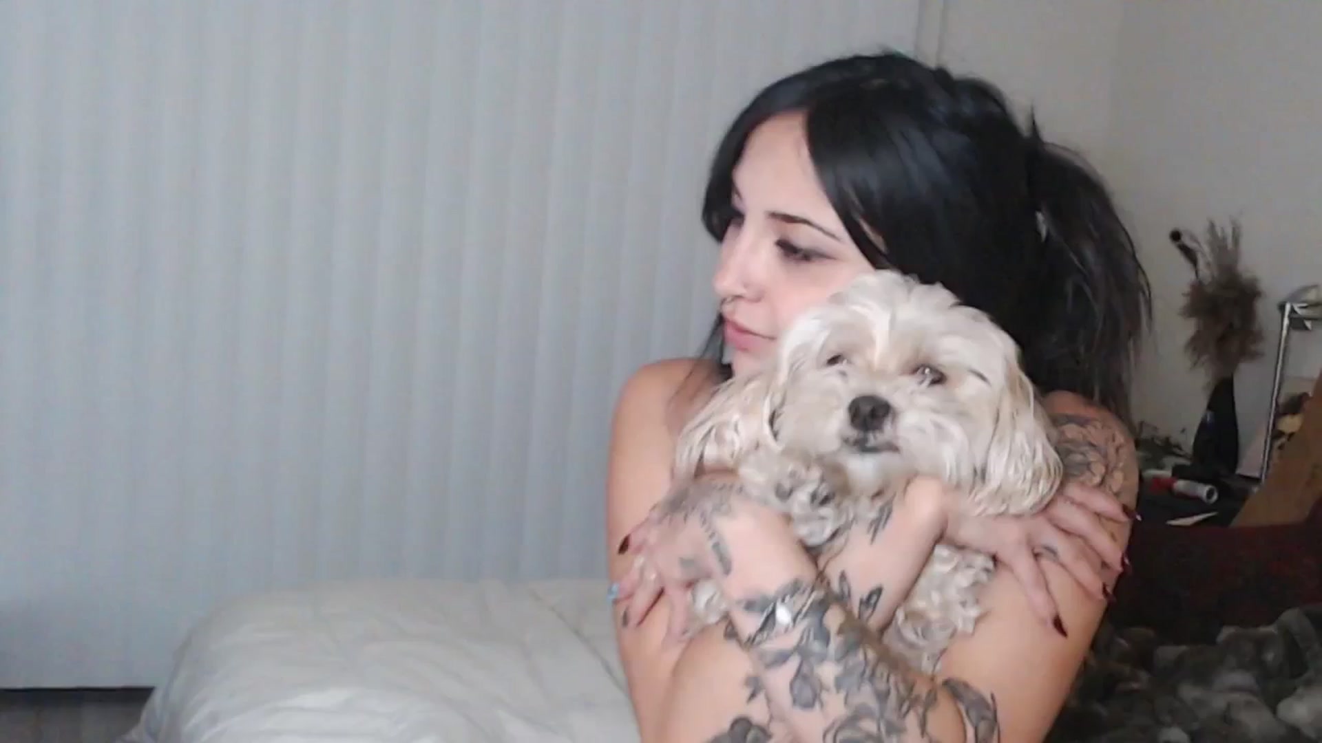 Gallery image thumbnail from Lil_bunniii's myfreecams stream on, 03/29/2025, 08:27 image 15 of 20