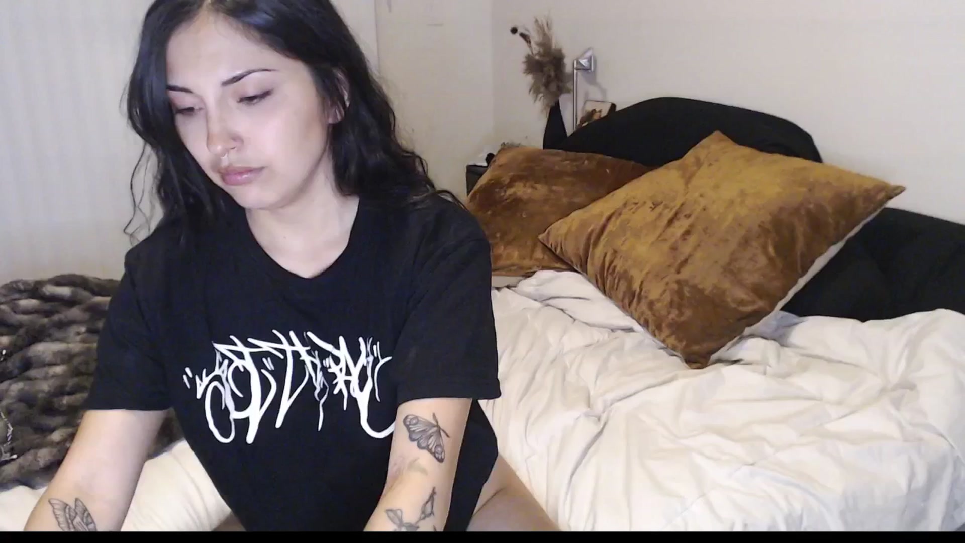 Gallery image thumbnail from Lil_bunniii's myfreecams stream on, 04/14/2025, 07:46 image 8 of 20