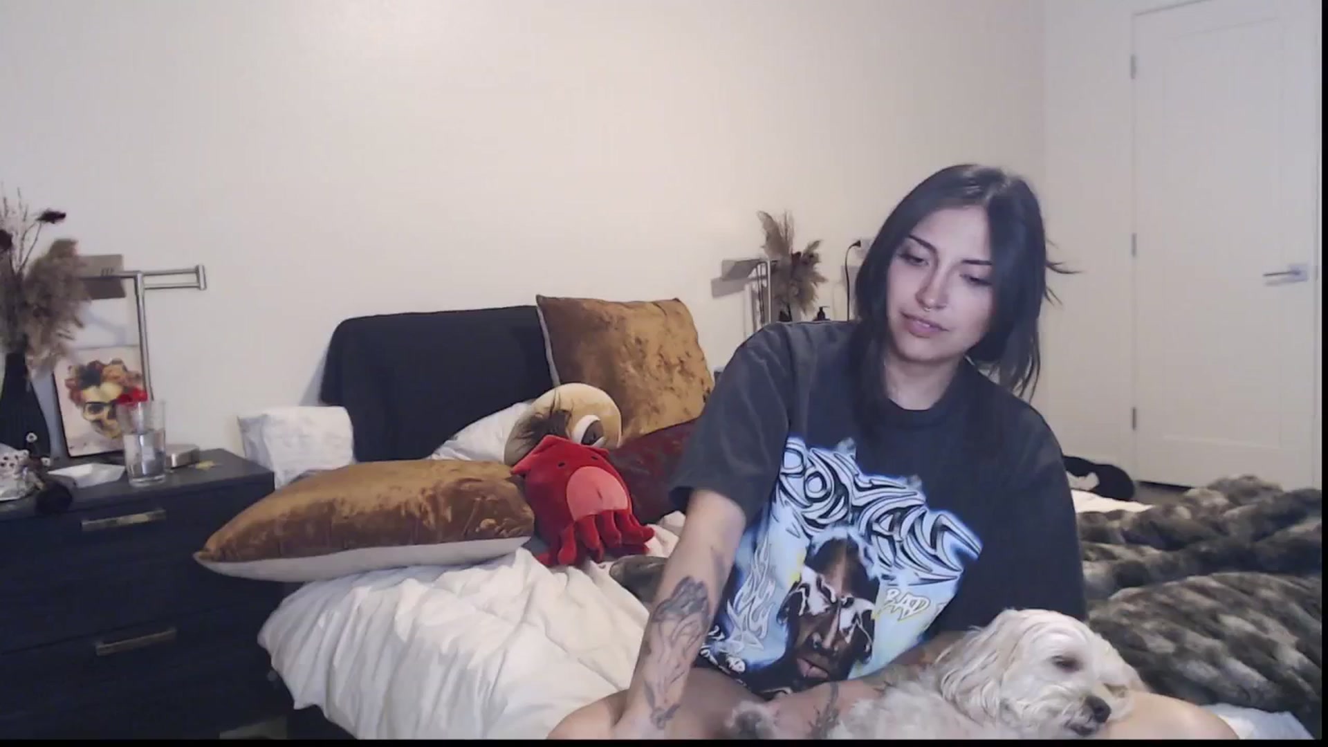 Gallery image thumbnail from Lil_bunniii's myfreecams stream on, 06/27/2025, 07:22 image 14 of 20