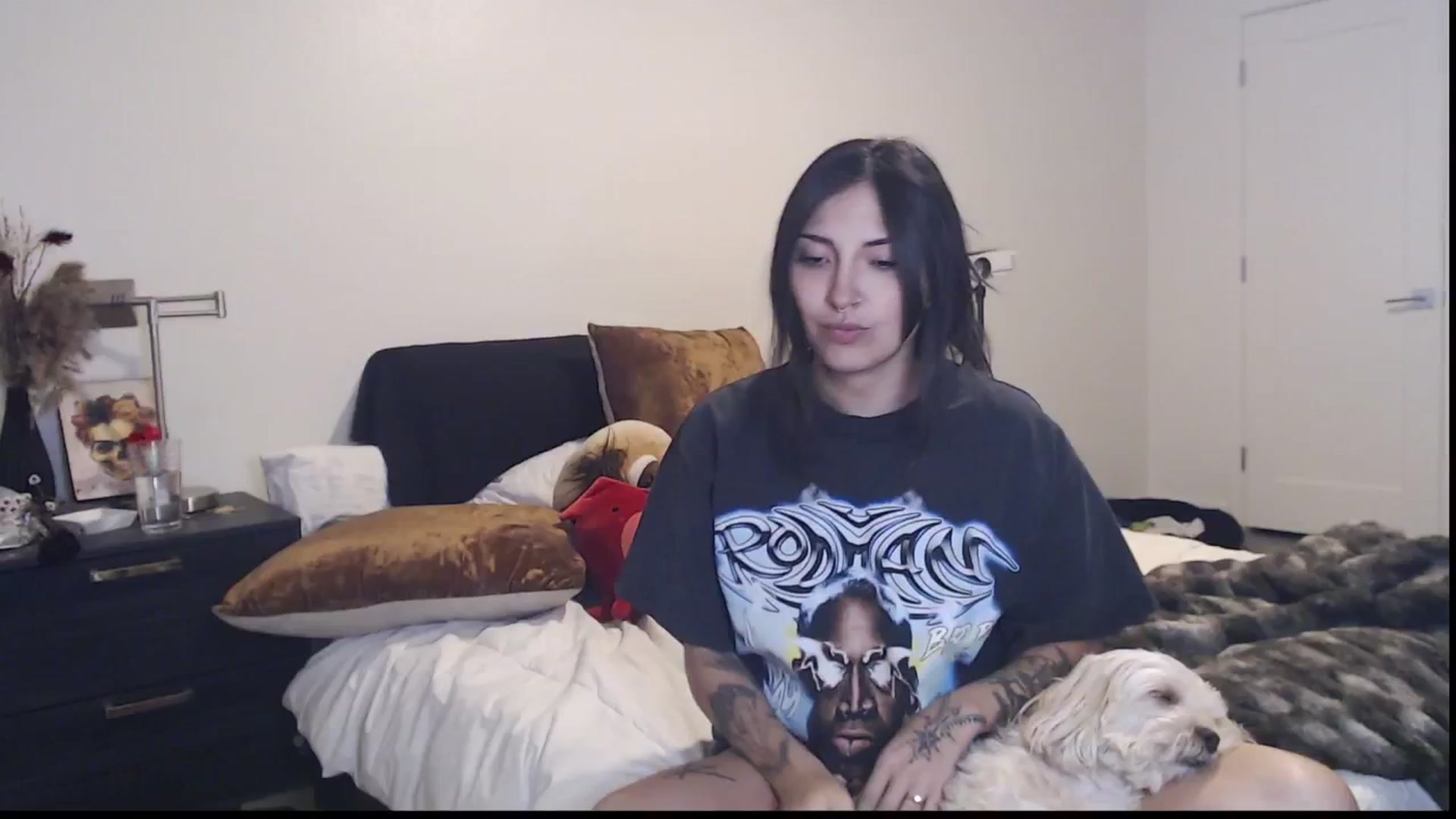 Gallery image thumbnail from Lil_bunniii's myfreecams stream on, 06/27/2025, 07:22 image 6 of 20