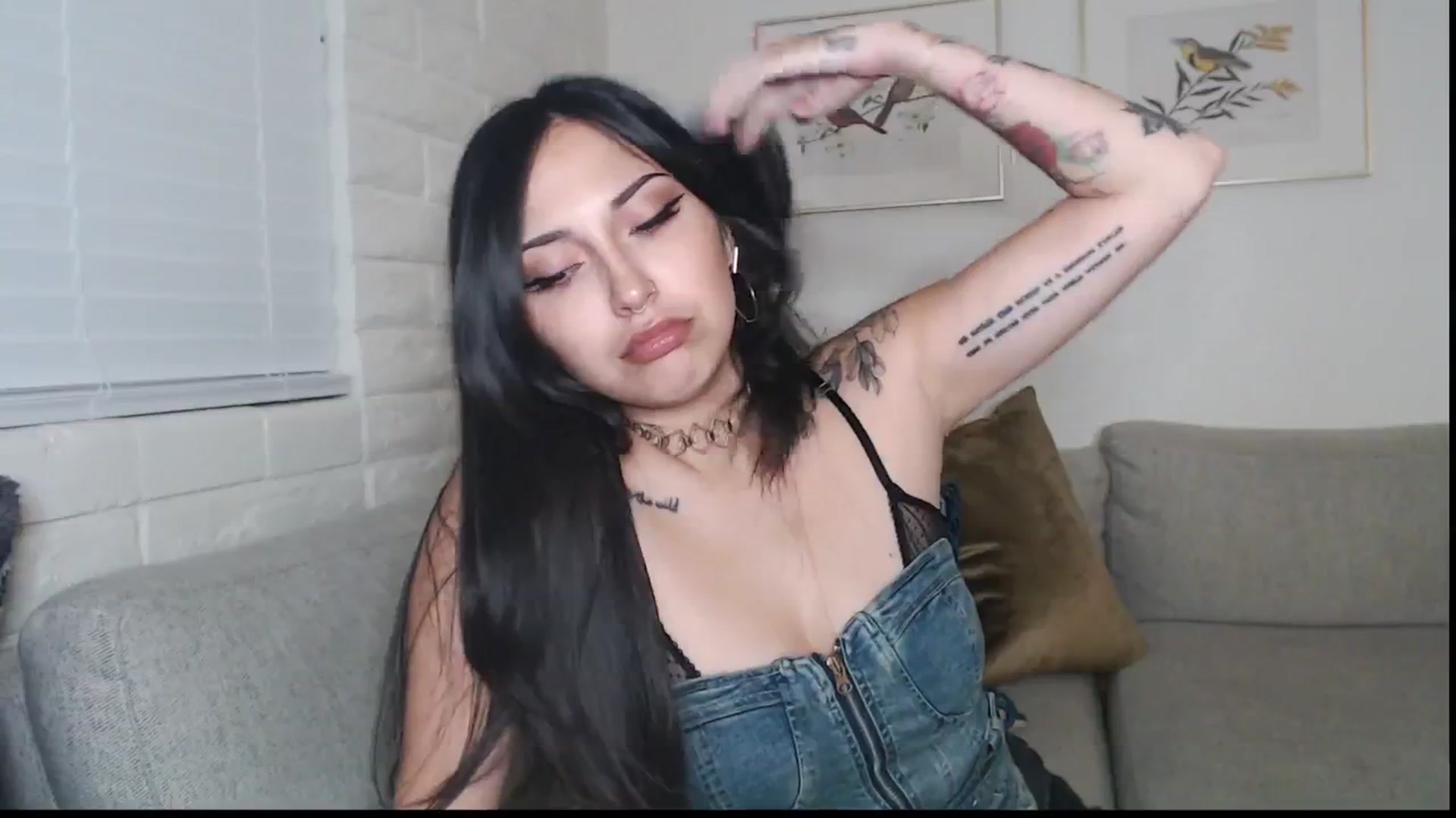 Gallery image thumbnail from Lil_bunniii's myfreecams stream on, 07/13/2025, 07:40 image 14 of 20