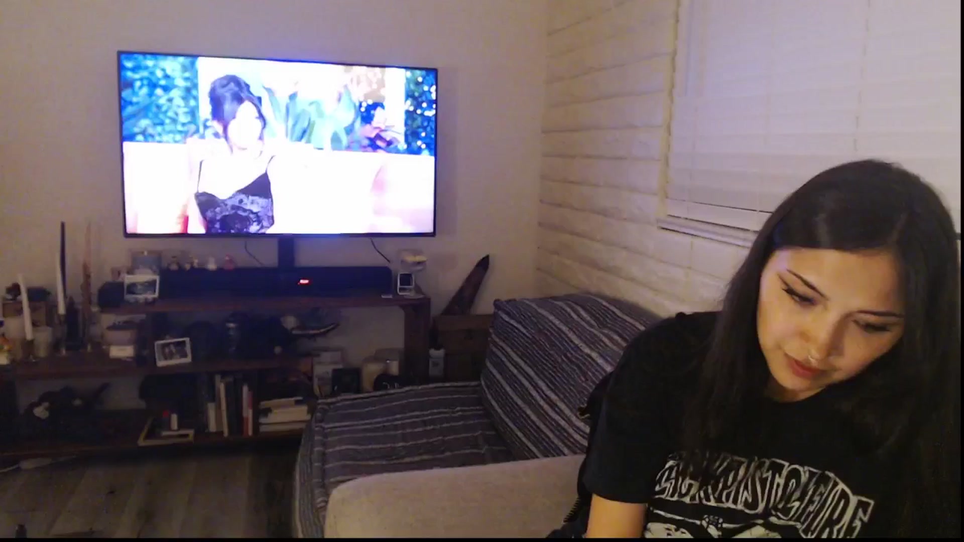 Gallery image thumbnail from Lil_bunniii's myfreecams stream on, 08/26/2025, 06:04 image 1 of 20