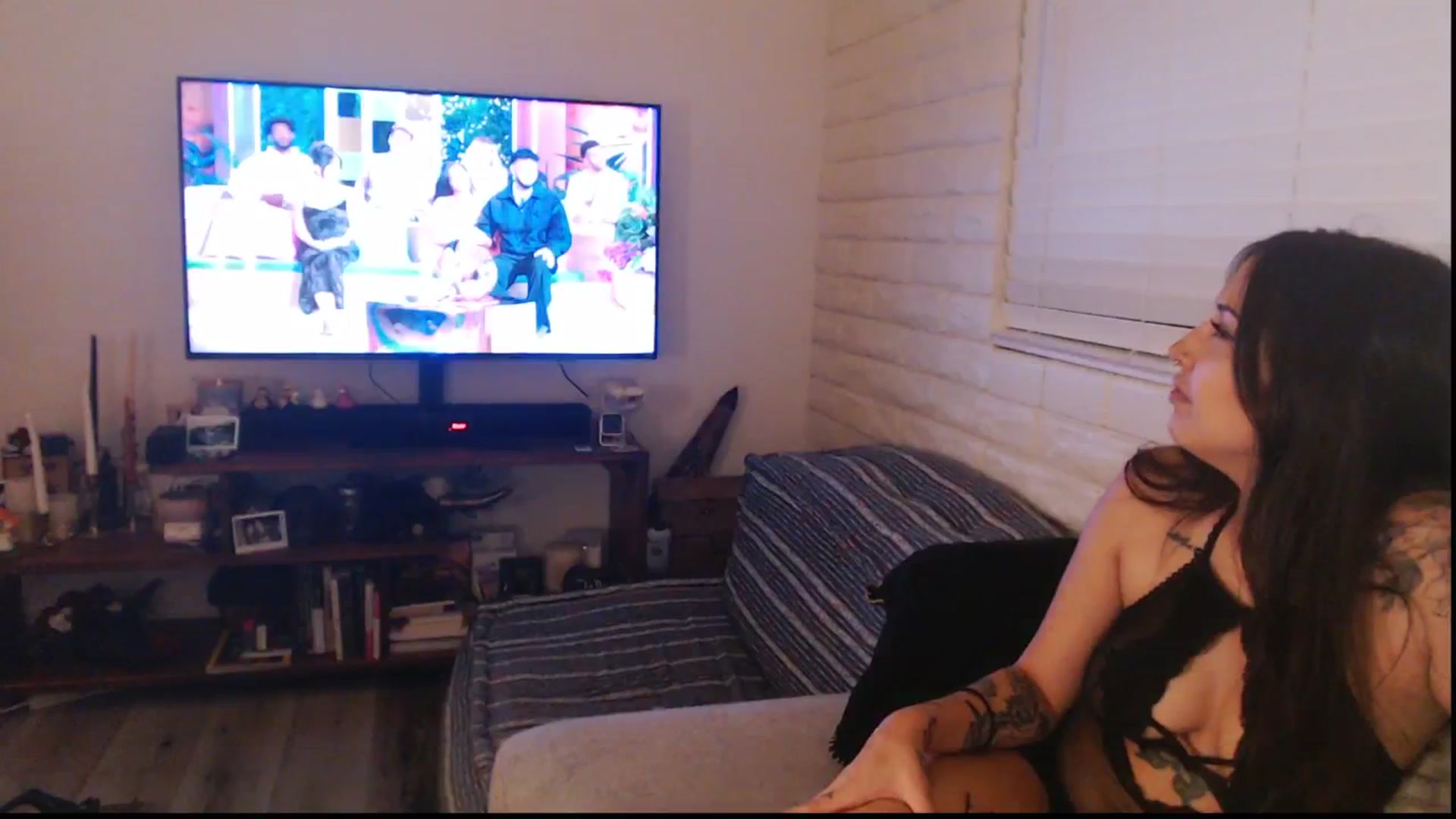 Gallery image thumbnail from Lil_bunniii's myfreecams stream on, 08/26/2025, 06:04 image 19 of 20