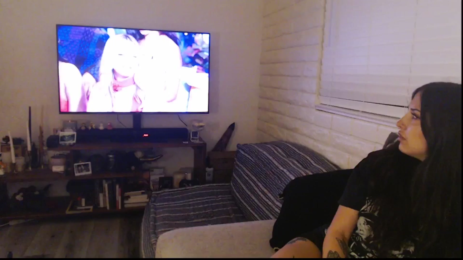 Gallery image thumbnail from Lil_bunniii's myfreecams stream on, 08/26/2025, 06:04 image 10 of 20