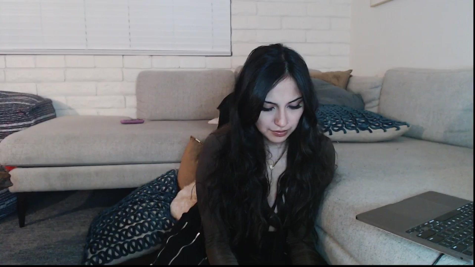 Gallery image thumbnail from Lil_bunniii's myfreecams stream on, 09/06/2025, 07:15 image 16 of 20