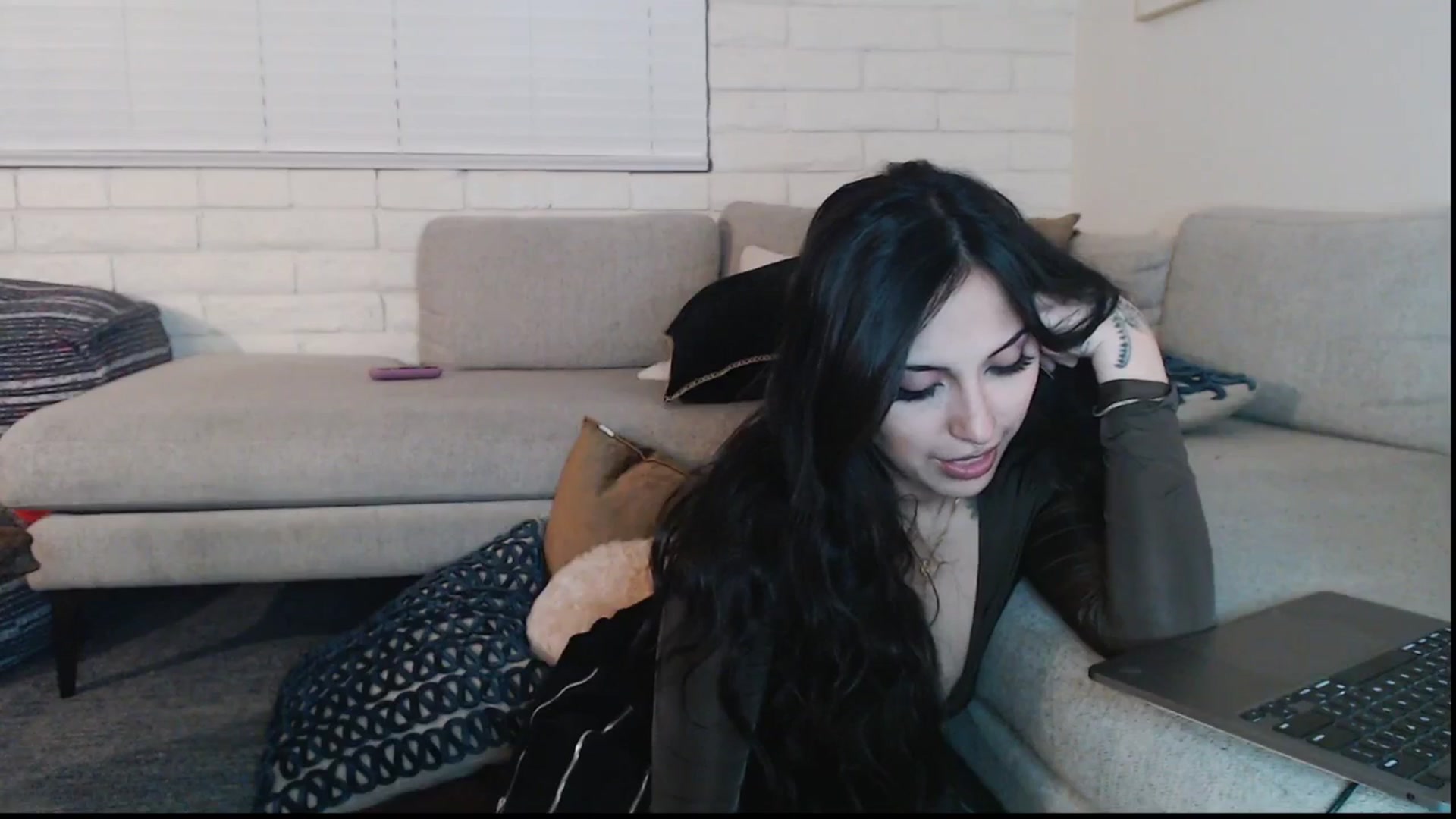 Gallery image thumbnail from Lil_bunniii's myfreecams stream on, 09/06/2025, 07:15 image 8 of 20
