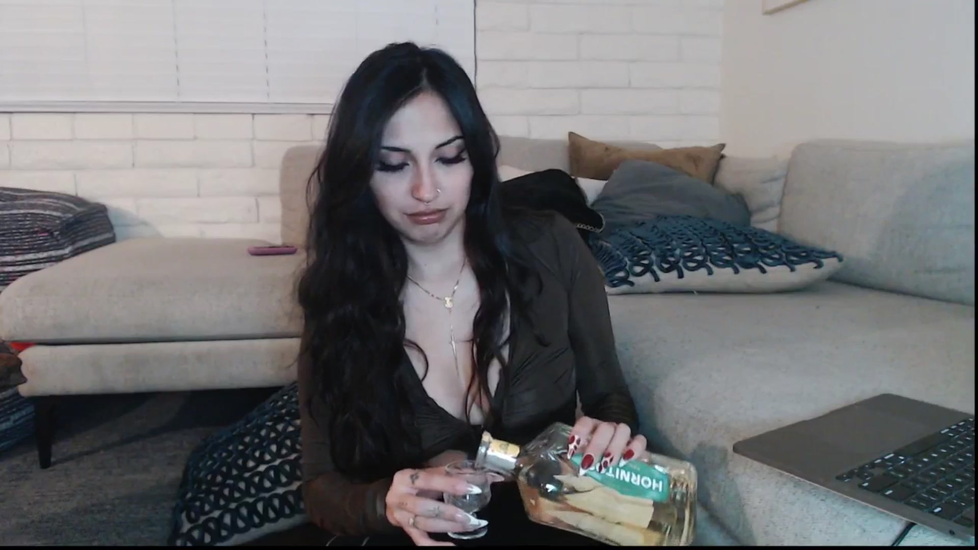 Gallery image thumbnail from Lil_bunniii's myfreecams stream on, 09/06/2025, 07:15 image 13 of 20