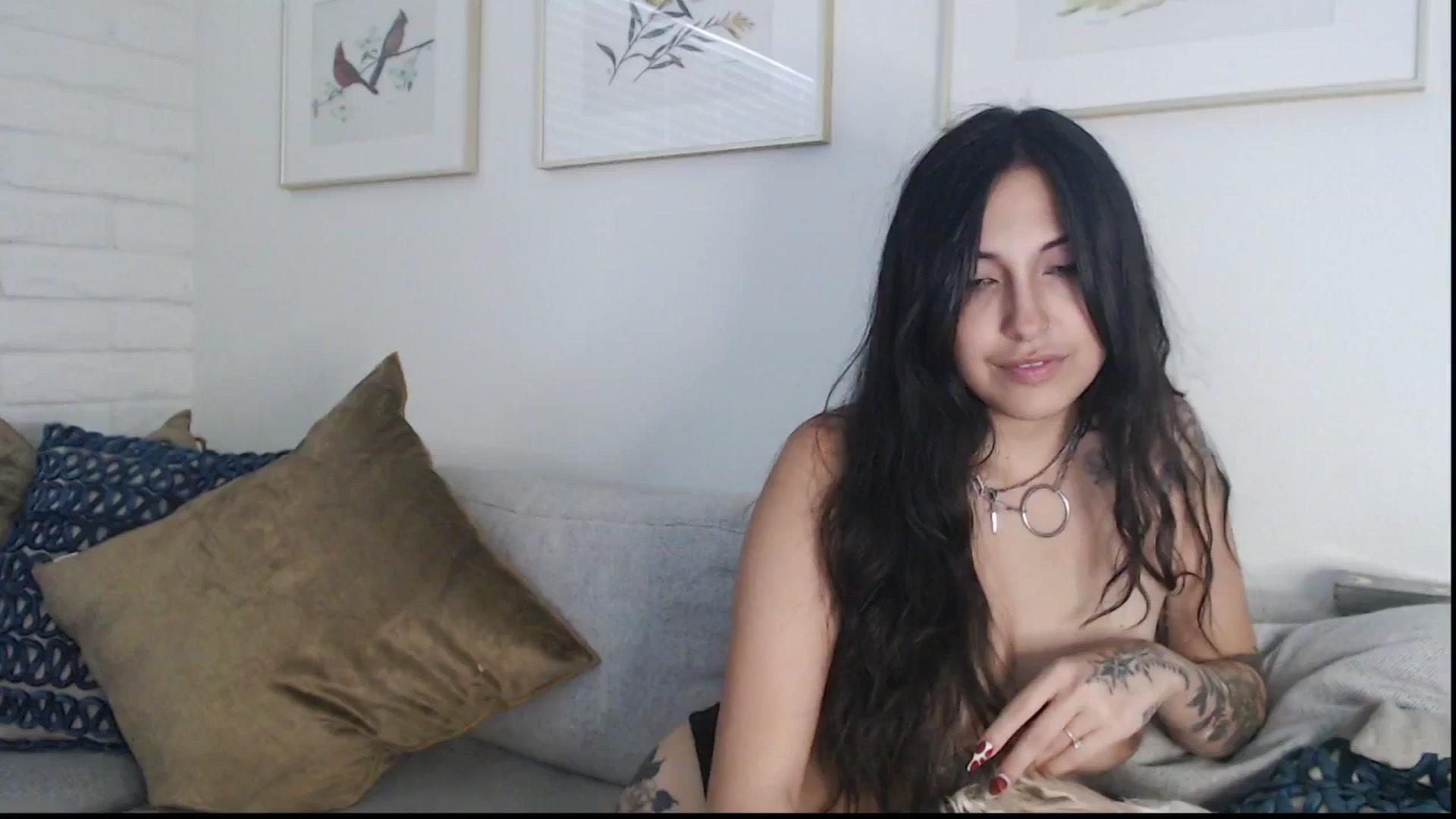 Gallery image thumbnail from Lil_bunniii's myfreecams stream on, 09/08/2025, 01:10 image 10 of 20