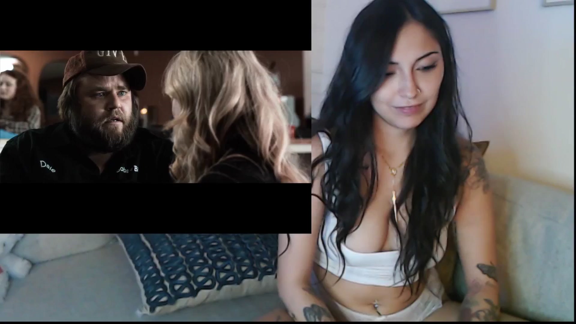Gallery image thumbnail from Lil_bunniii's myfreecams stream on, 10/02/2025, 07:01 image 7 of 20
