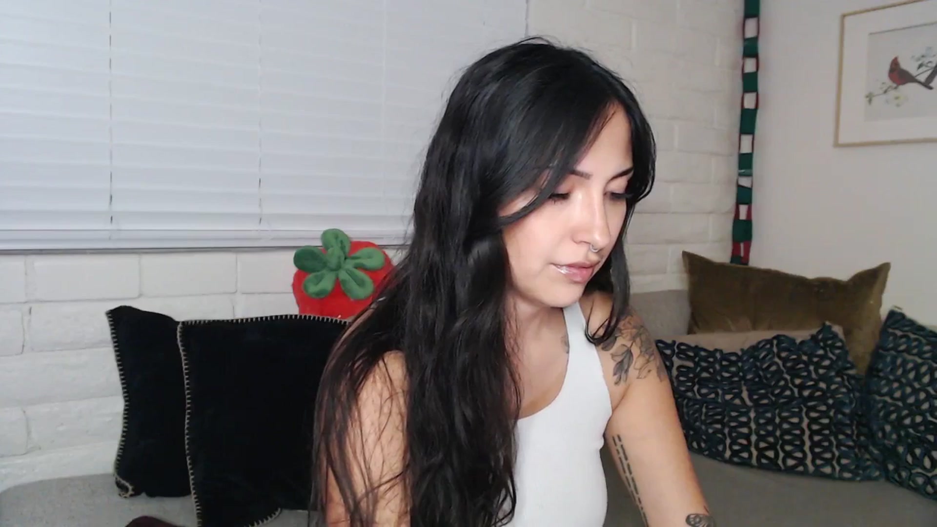 Gallery image thumbnail from Lil_bunniii's myfreecams stream on, 01/04/2026, 08:50 image 12 of 20