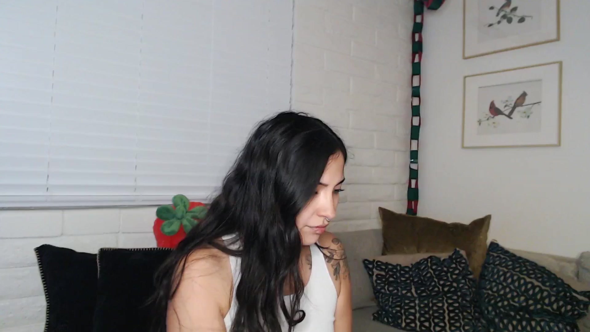 Gallery image thumbnail from Lil_bunniii's myfreecams stream on, 01/04/2026, 08:50 image 2 of 20