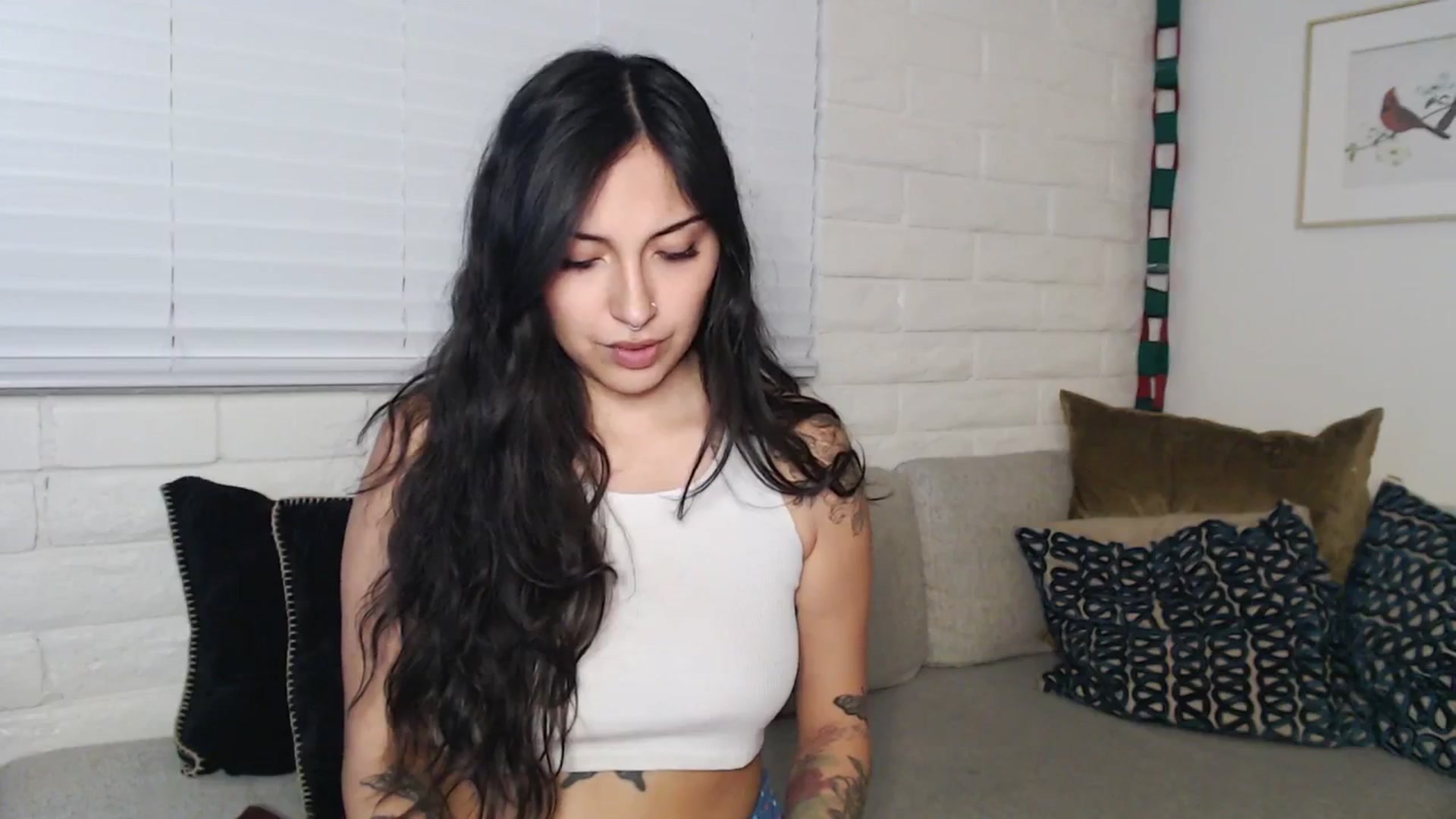 Gallery image thumbnail from Lil_bunniii's myfreecams stream on, 01/04/2026, 08:50 image 14 of 20