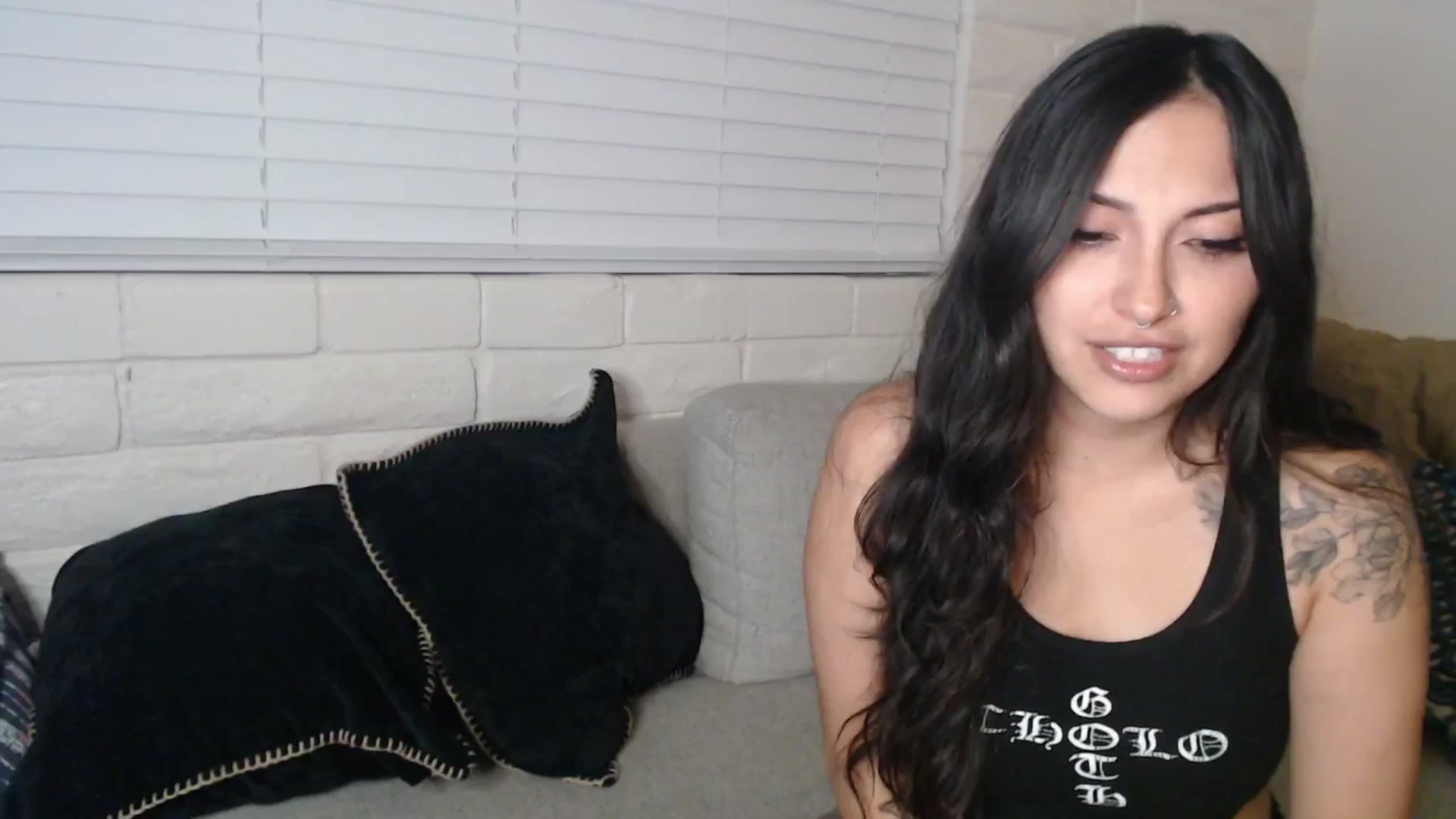 Gallery image thumbnail from Lil_bunniii's myfreecams stream on, 01/16/2026, 07:12 image 19 of 20