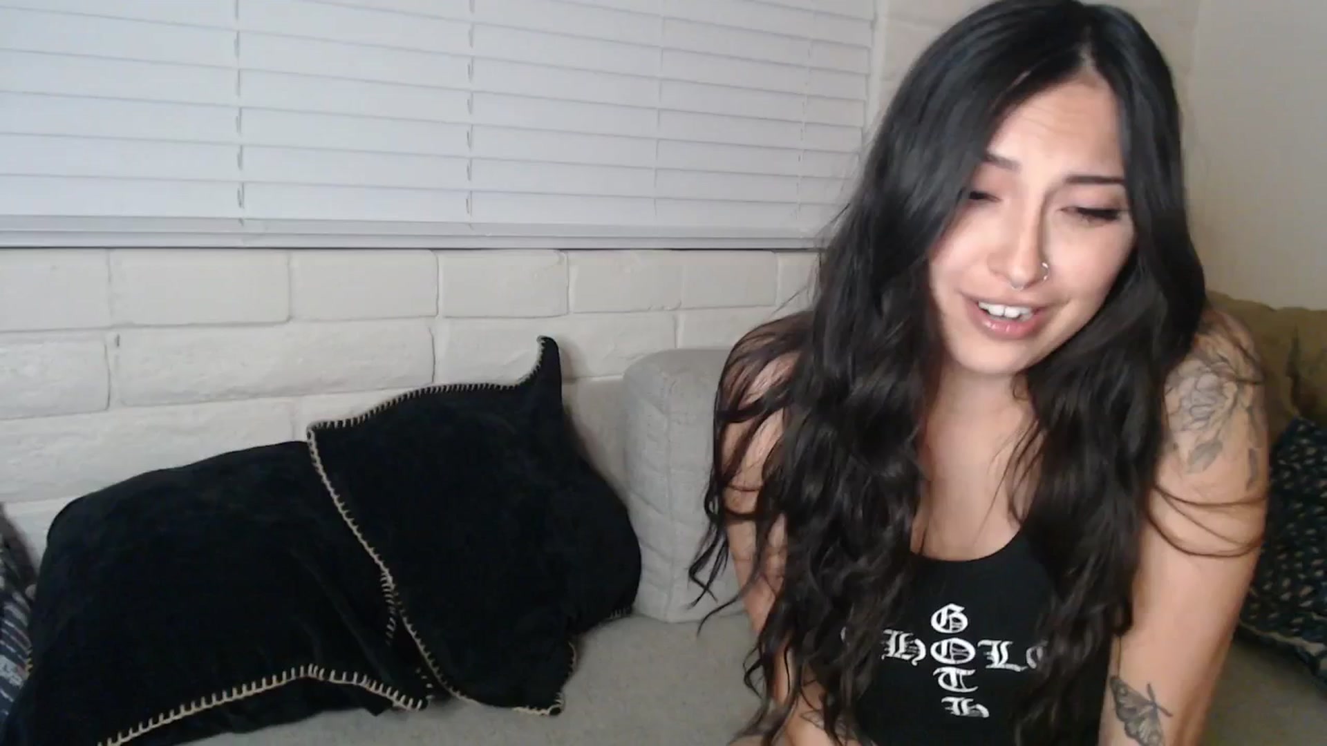 Gallery image thumbnail from Lil_bunniii's myfreecams stream on, 01/16/2026, 07:12 image 8 of 20