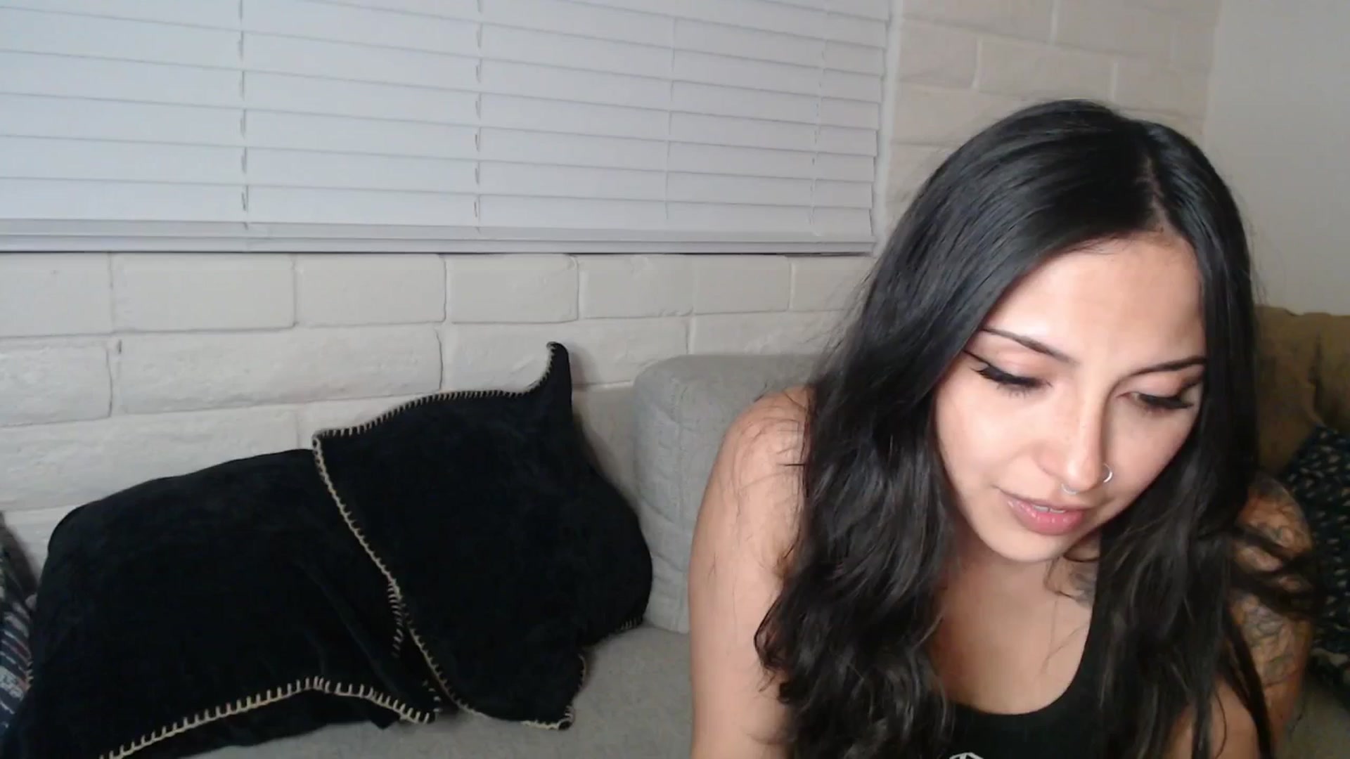 Gallery image thumbnail from Lil_bunniii's myfreecams stream on, 01/16/2026, 07:12 image 20 of 20