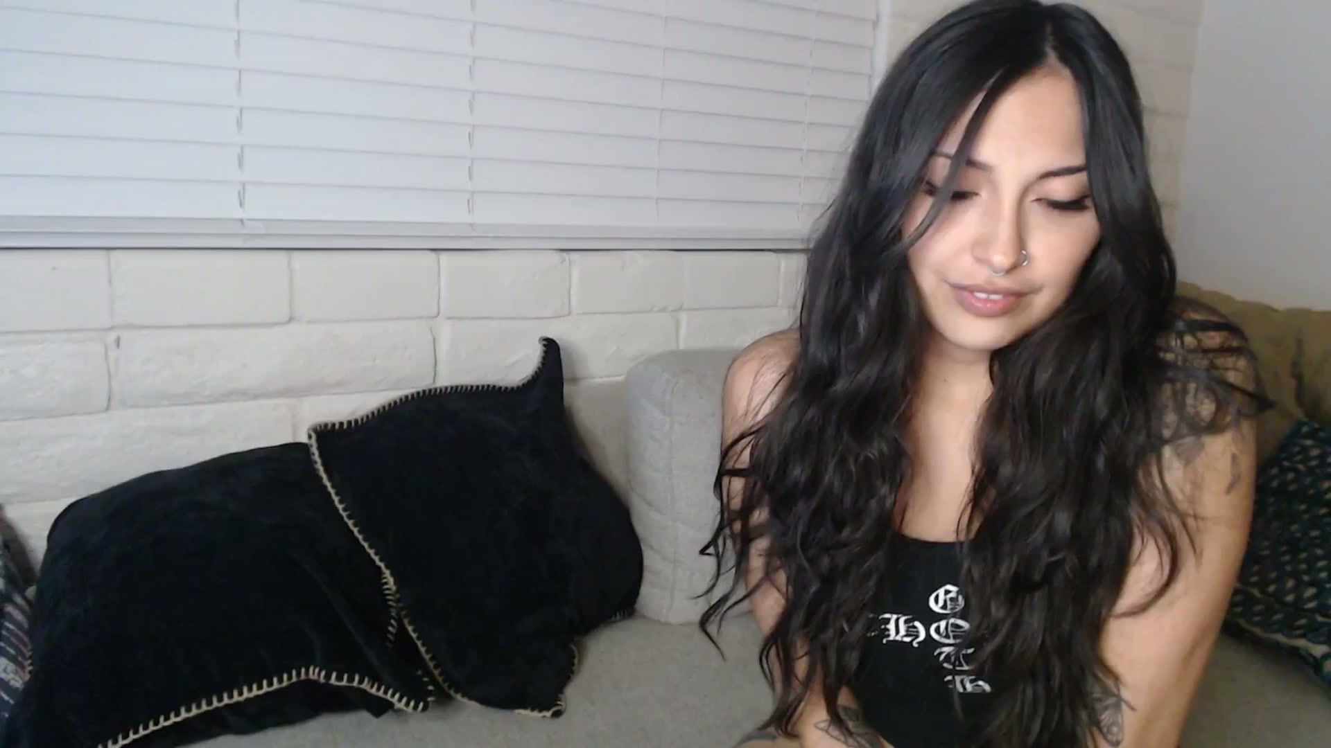 Gallery image thumbnail from Lil_bunniii's myfreecams stream on, 01/16/2026, 07:12 image 11 of 20