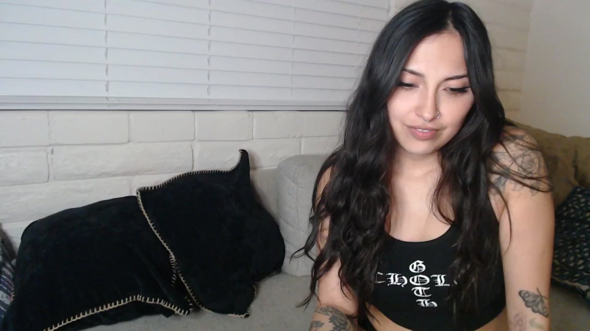 Gallery image thumbnail from Lil_bunniii's myfreecams stream on, 01/16/2026, 07:12 image 4 of 20