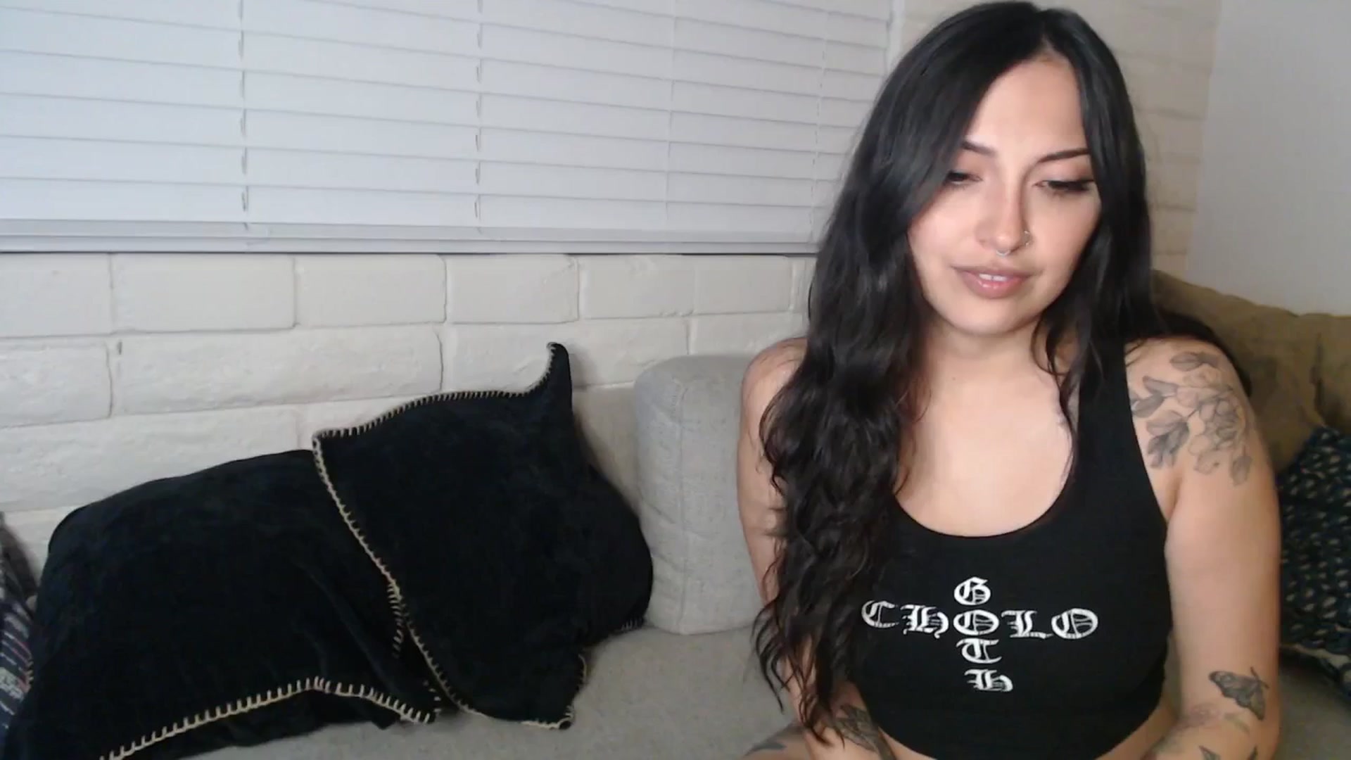 Gallery image thumbnail from Lil_bunniii's myfreecams stream on, 01/16/2026, 07:12 image 15 of 20