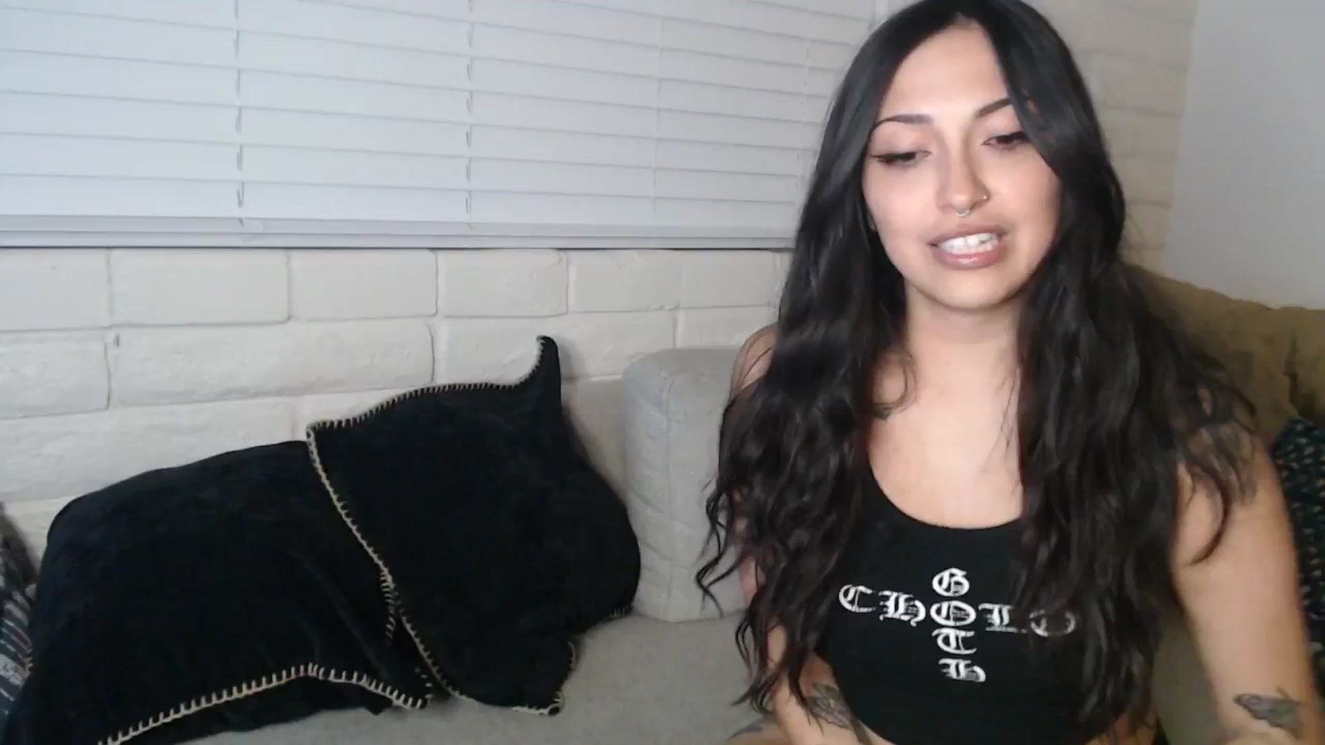 Gallery image thumbnail from Lil_bunniii's myfreecams stream on, 01/16/2026, 07:12 image 9 of 20