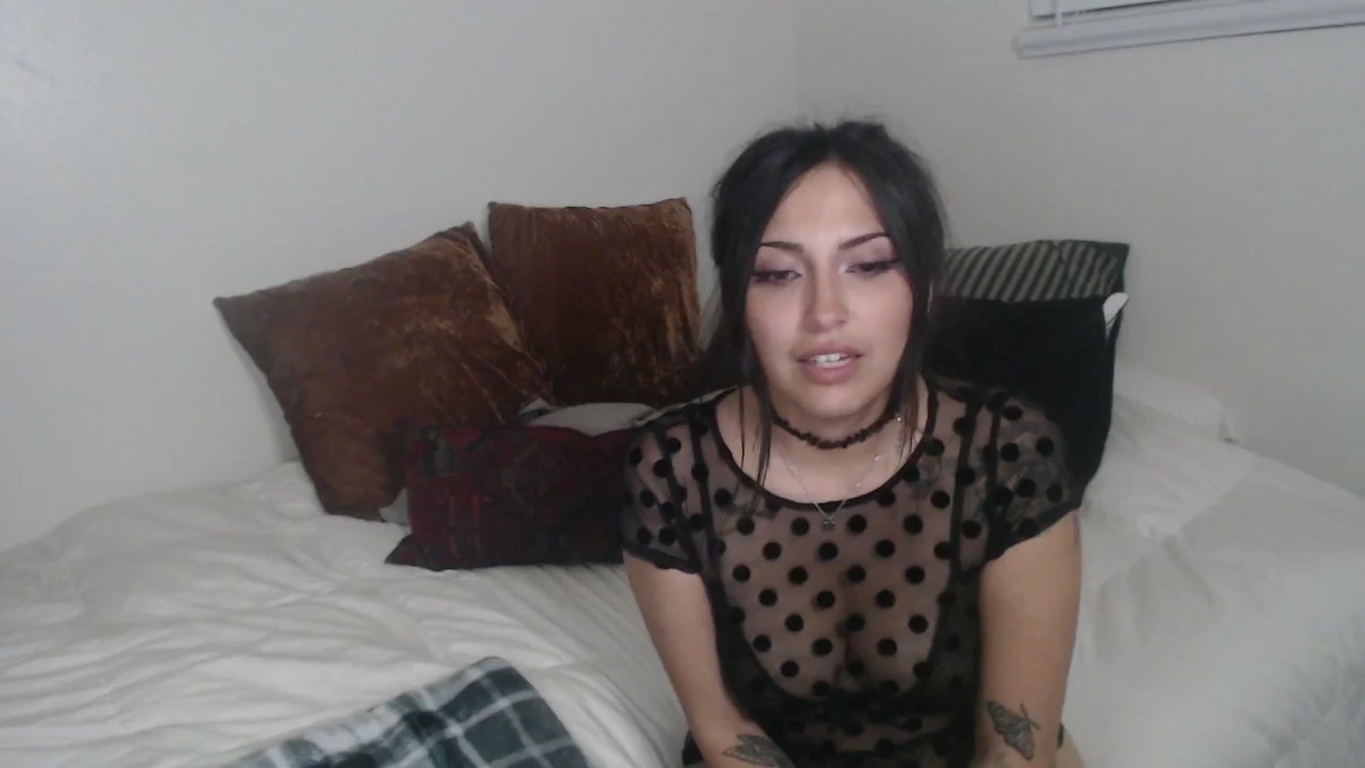 Gallery image thumbnail from Lil_bunniii's myfreecams stream on, 02/01/2026, 08:43 image 6 of 20