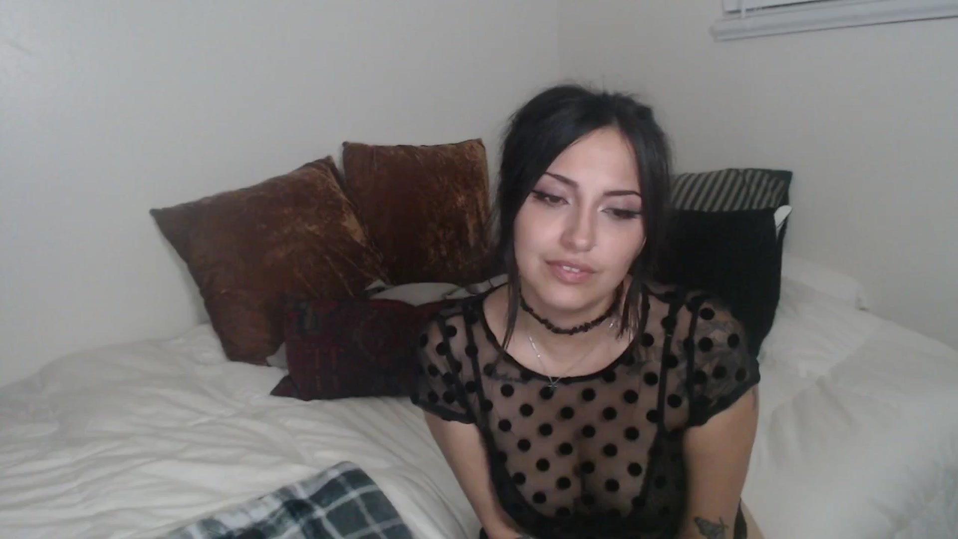 Gallery image thumbnail from Lil_bunniii's myfreecams stream on, 02/01/2026, 08:43 image 7 of 20