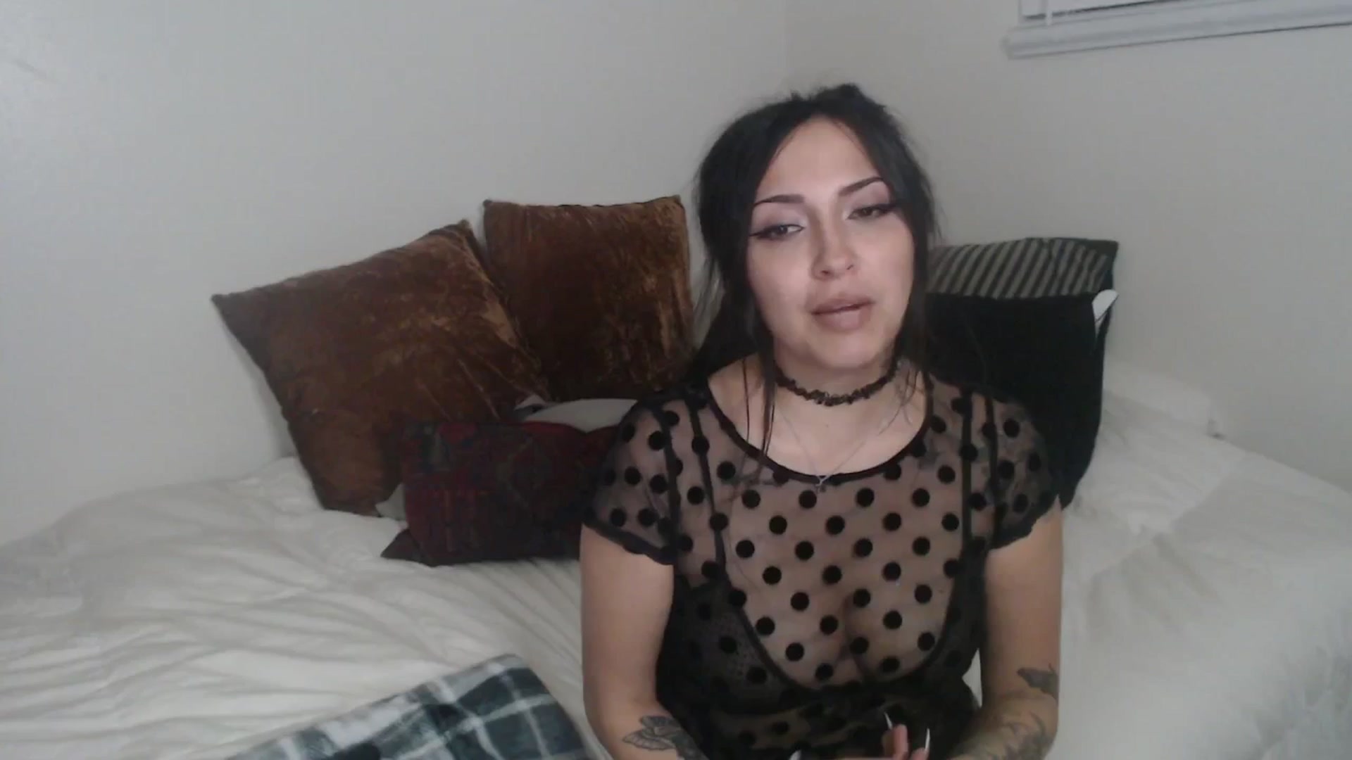Gallery image thumbnail from Lil_bunniii's myfreecams stream on, 02/01/2026, 08:43 image 12 of 20
